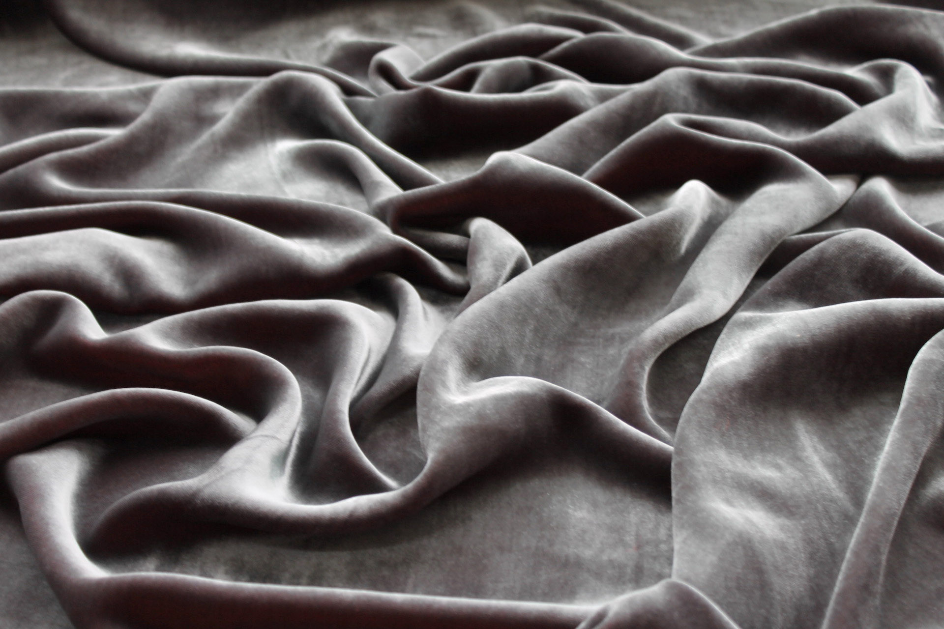Silk Velvet - Grey shot Coral fabric, image 2 of 5