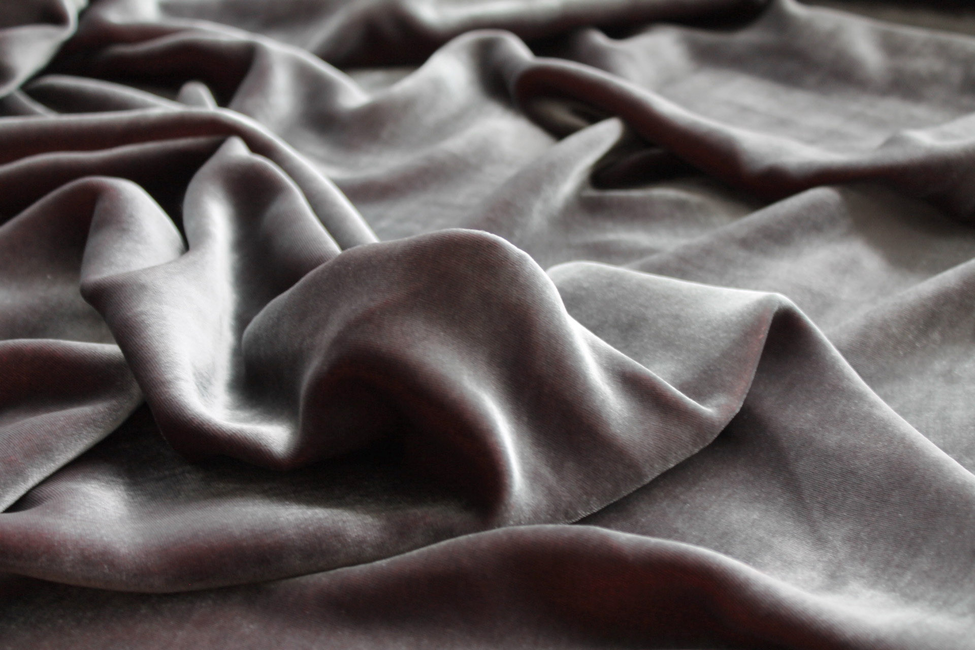 Silk Velvet - Grey shot Coral fabric, image 5 of 5