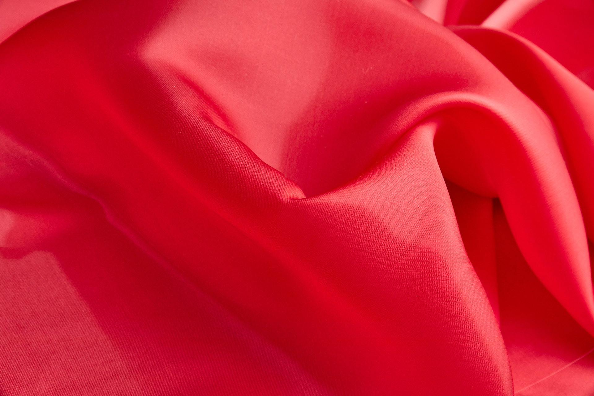 Heavy Weight Liquid Satin Organza - Red fabric, image 7 of 8