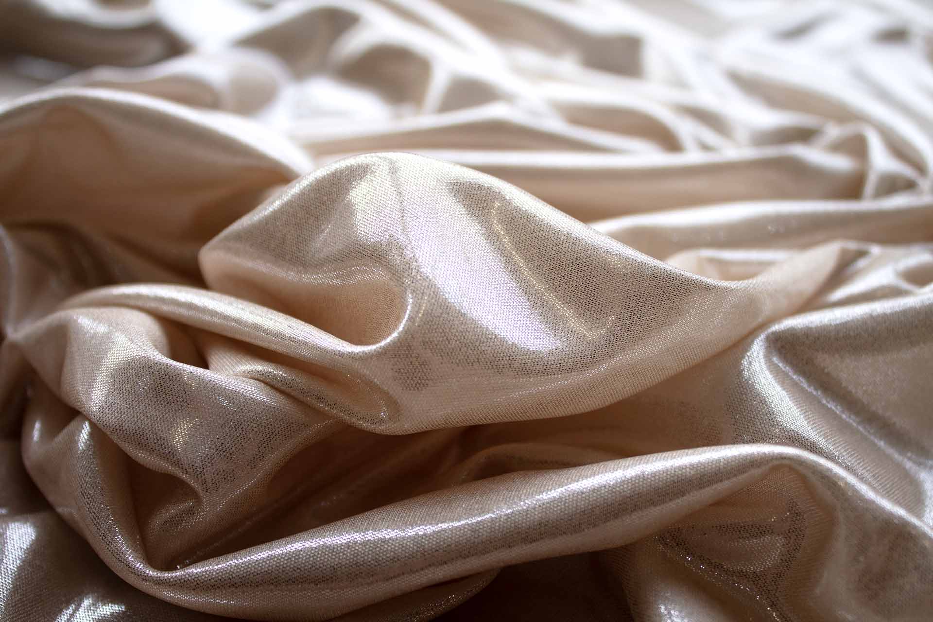 Slinky Jersey - Pale Gold Metallic Foil fabric