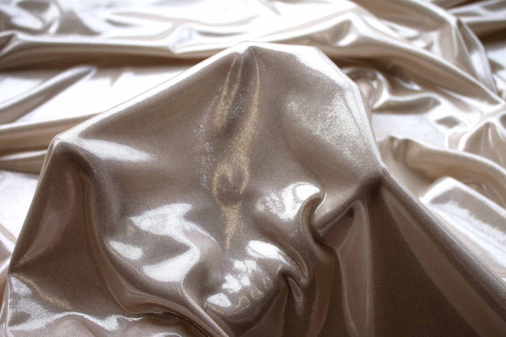 Slinky Jersey - Pale Gold Metallic Foil fabric, image 5 of 8