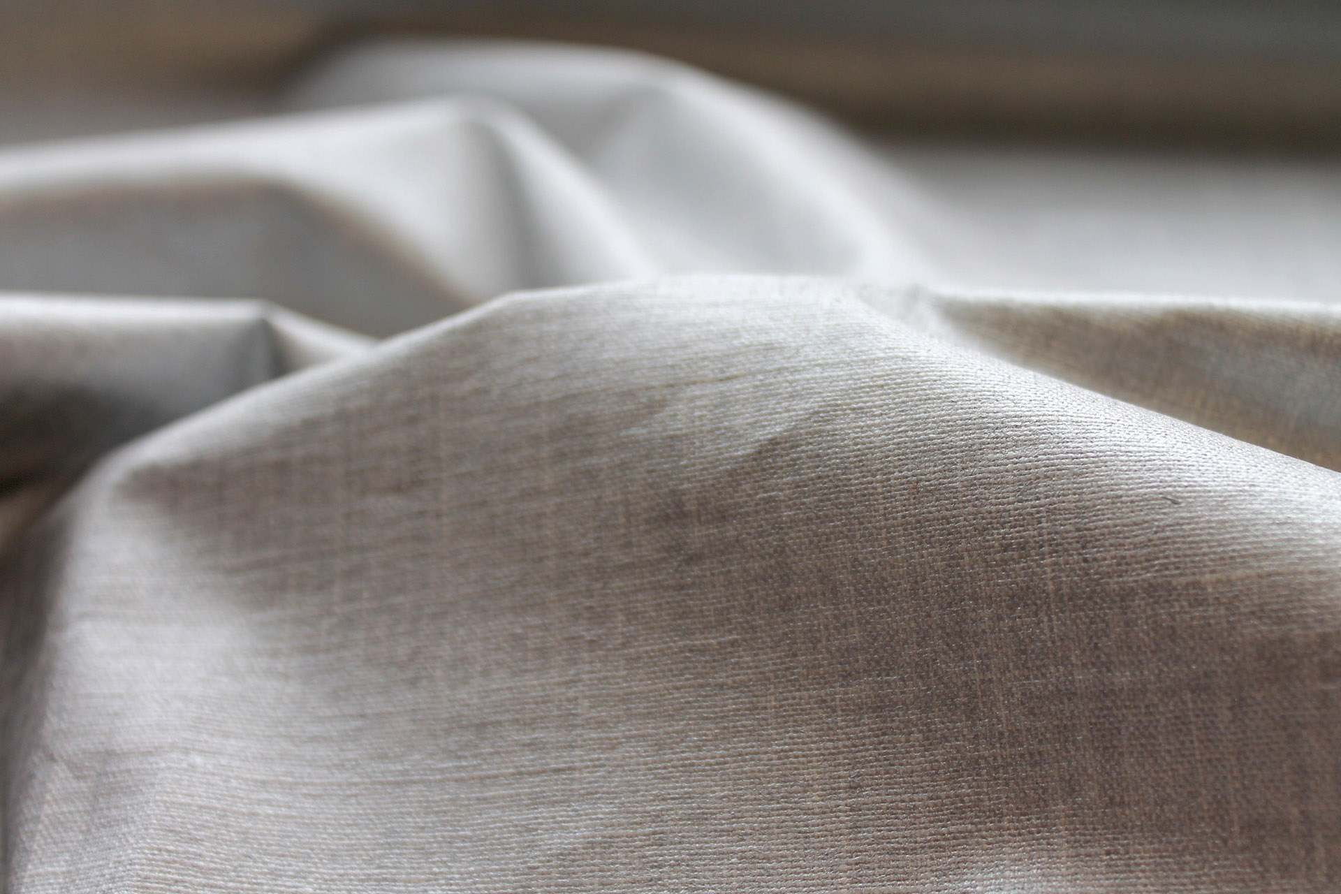 Silver Coated Ivory Linen fabric, image 5 of 5
