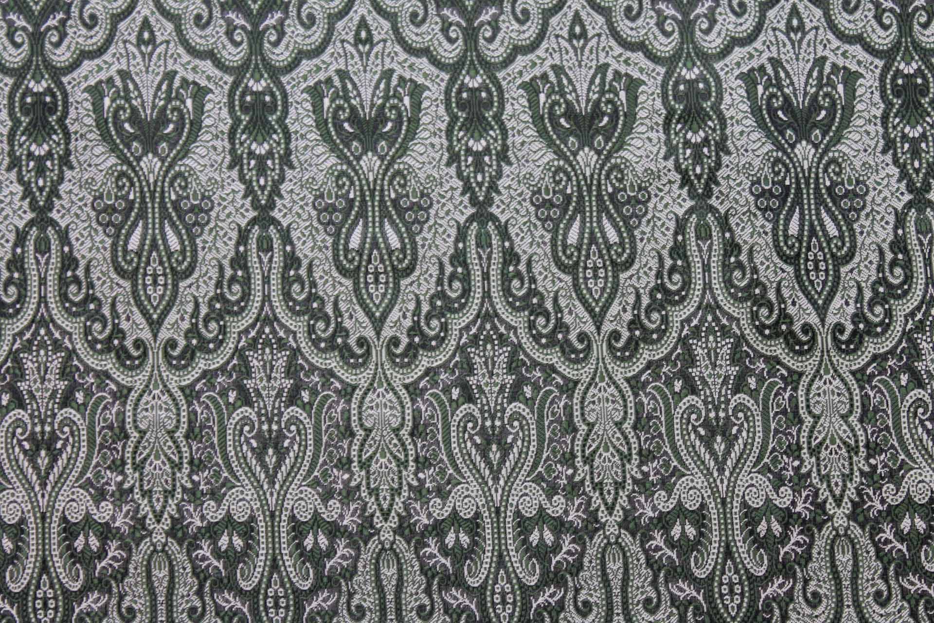 Banaras Brocade - Pale Gold and Green - 0.3m Piece fabric, image 2 of 7