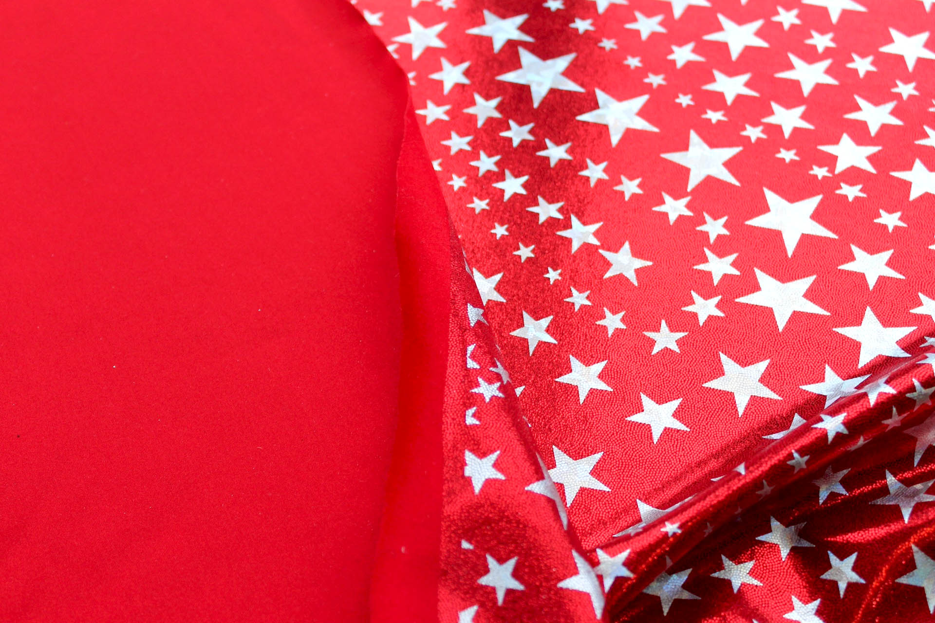Star Pattern Metallic Foiled Lycra - Red - 1.9m Piece fabric, image 4 of 6