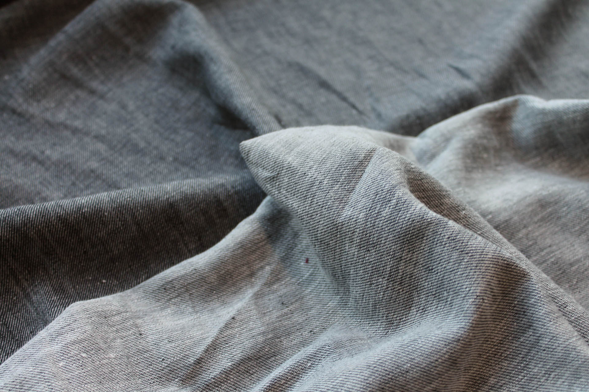 Lightweight Linen Twill - Black/White fabric, image 3 of 6
