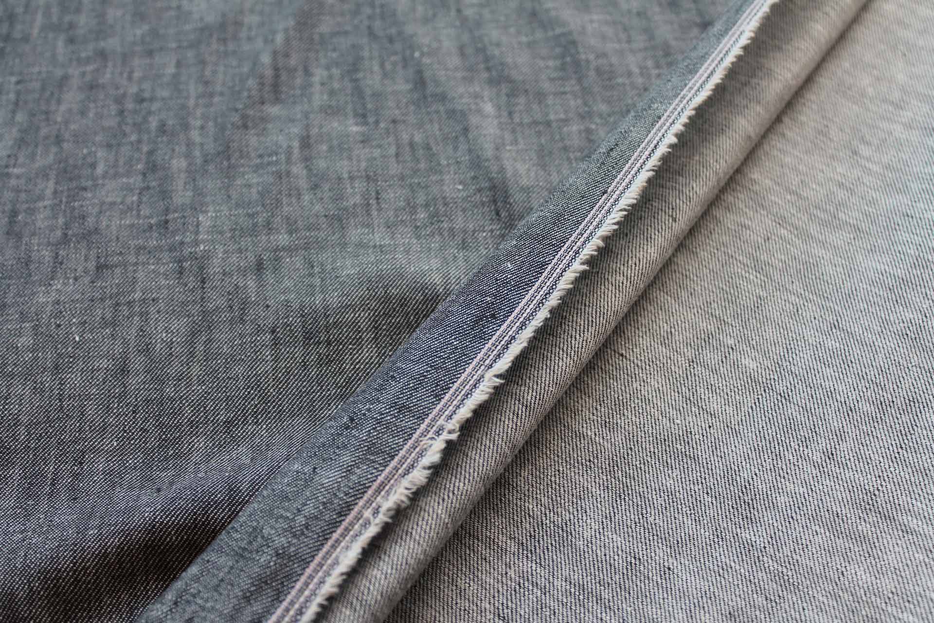 Lightweight Linen Twill - Black/White fabric