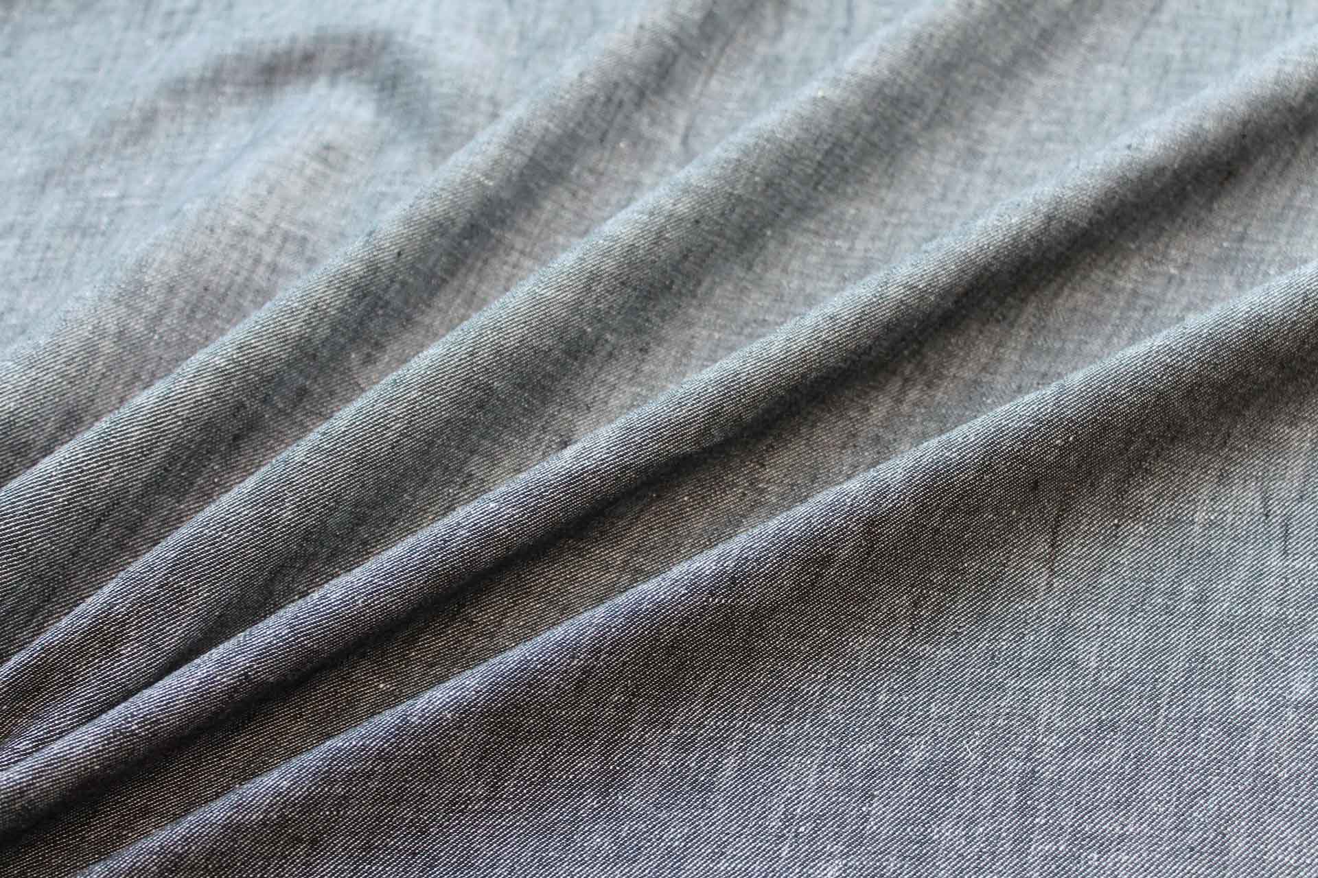 Lightweight Linen Twill - Black/White fabric, image 6 of 6