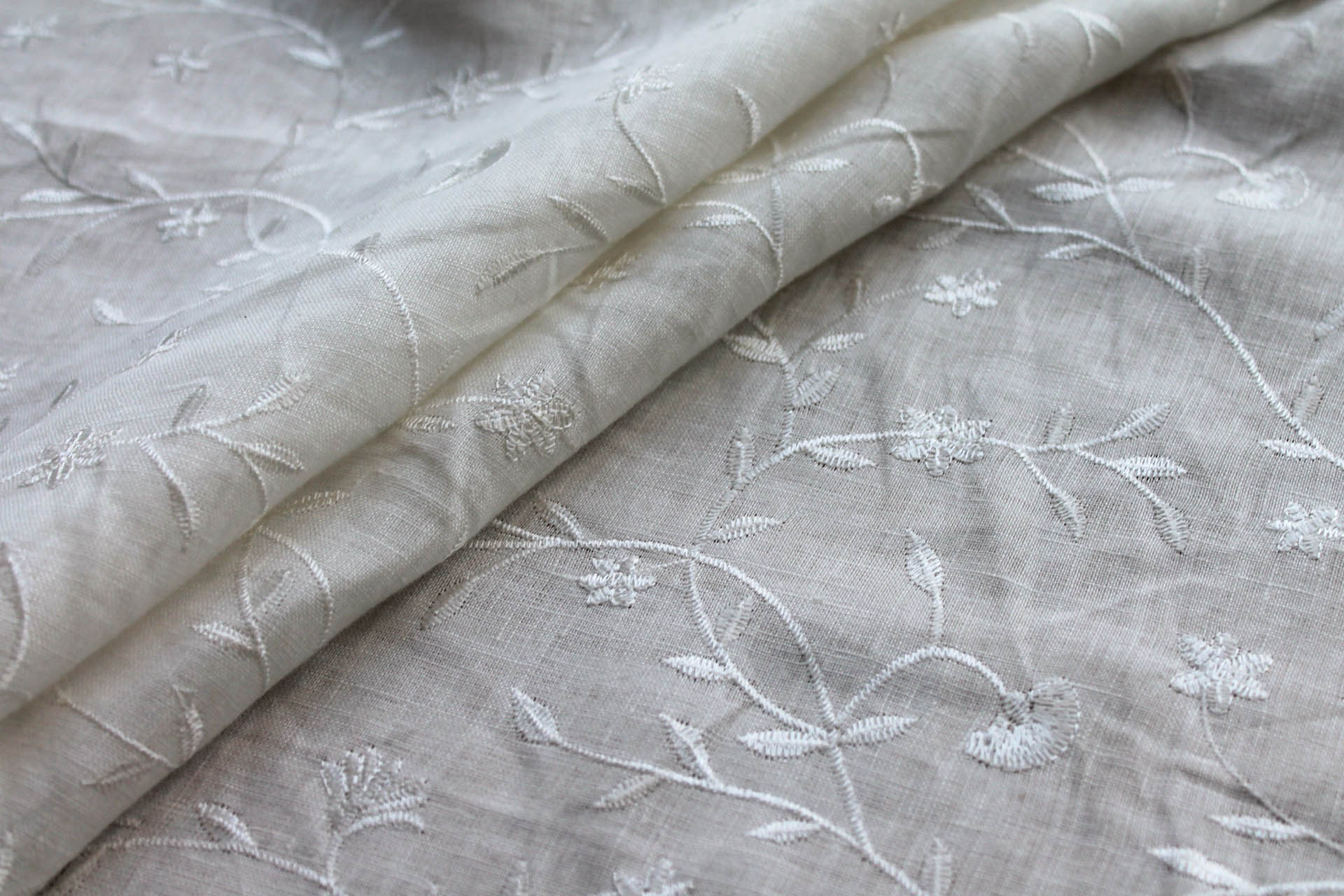 Ivory Floral Embroidered Linen fabric, image 2 of 5
