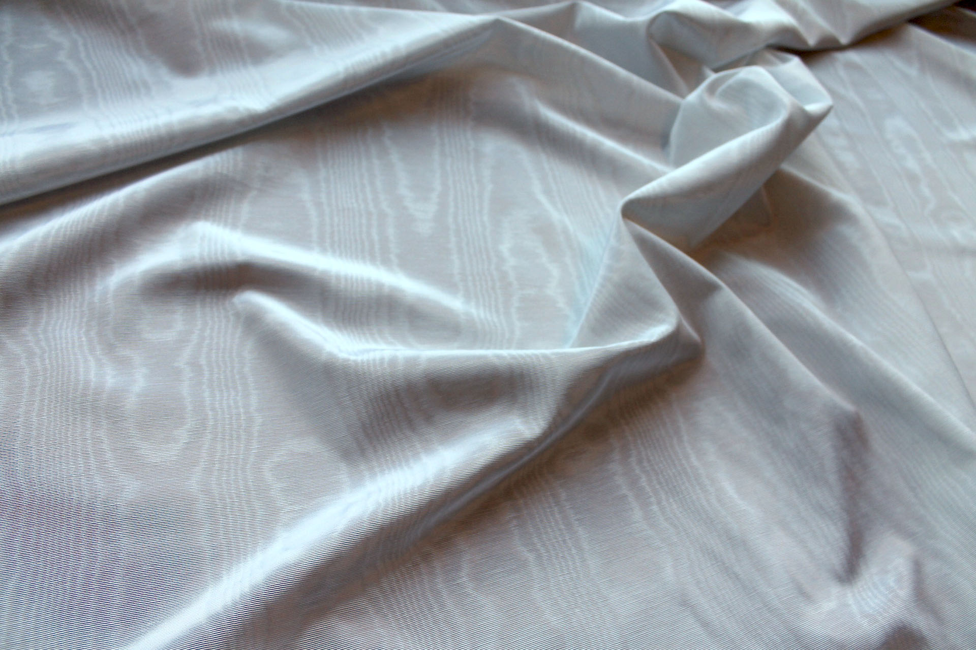 Cotton Viscose Grosgrain - White Moiré fabric, image 6 of 6