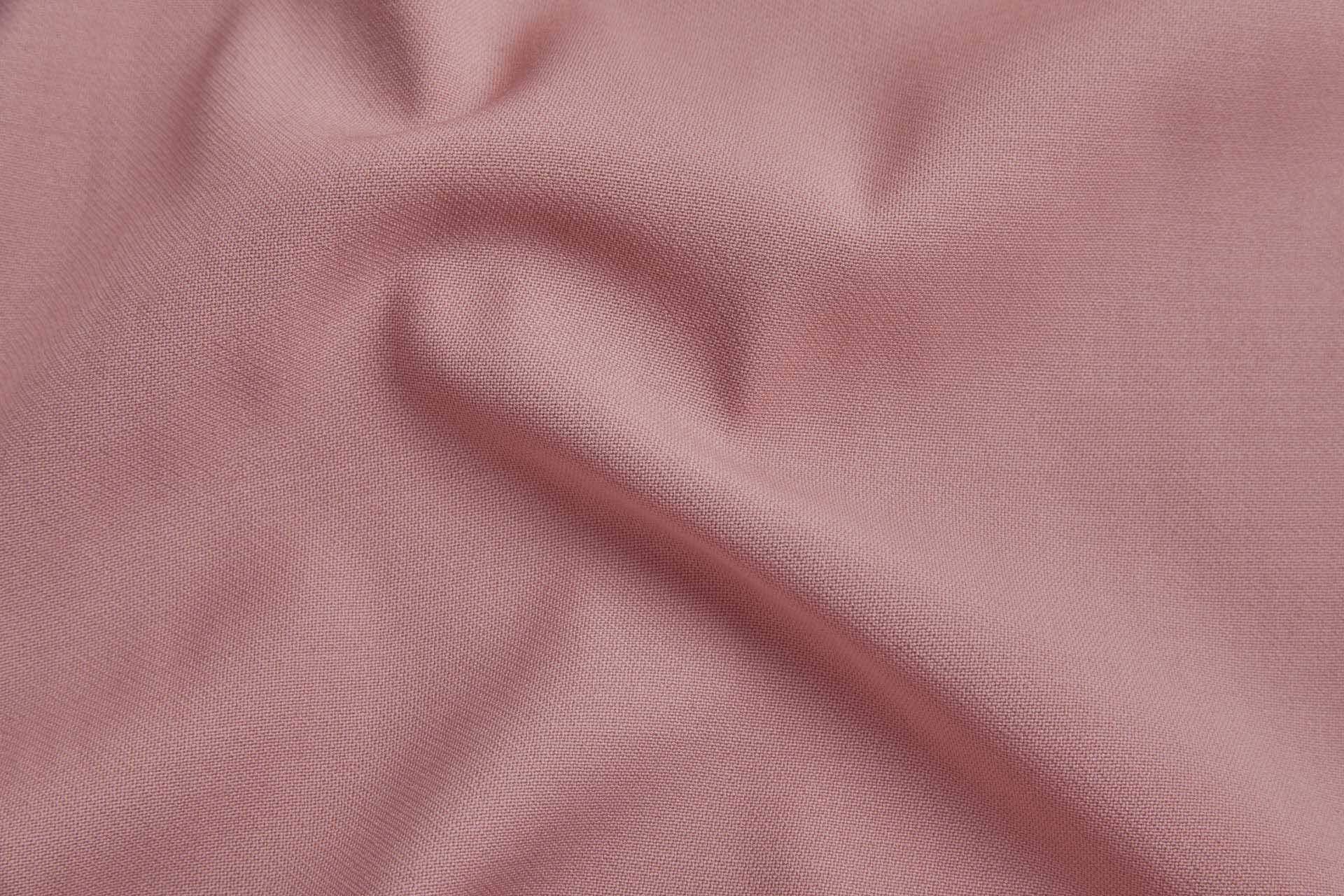 Luxury Italian Wool Suiting - Dusty Pink fabric, image 4 of 9