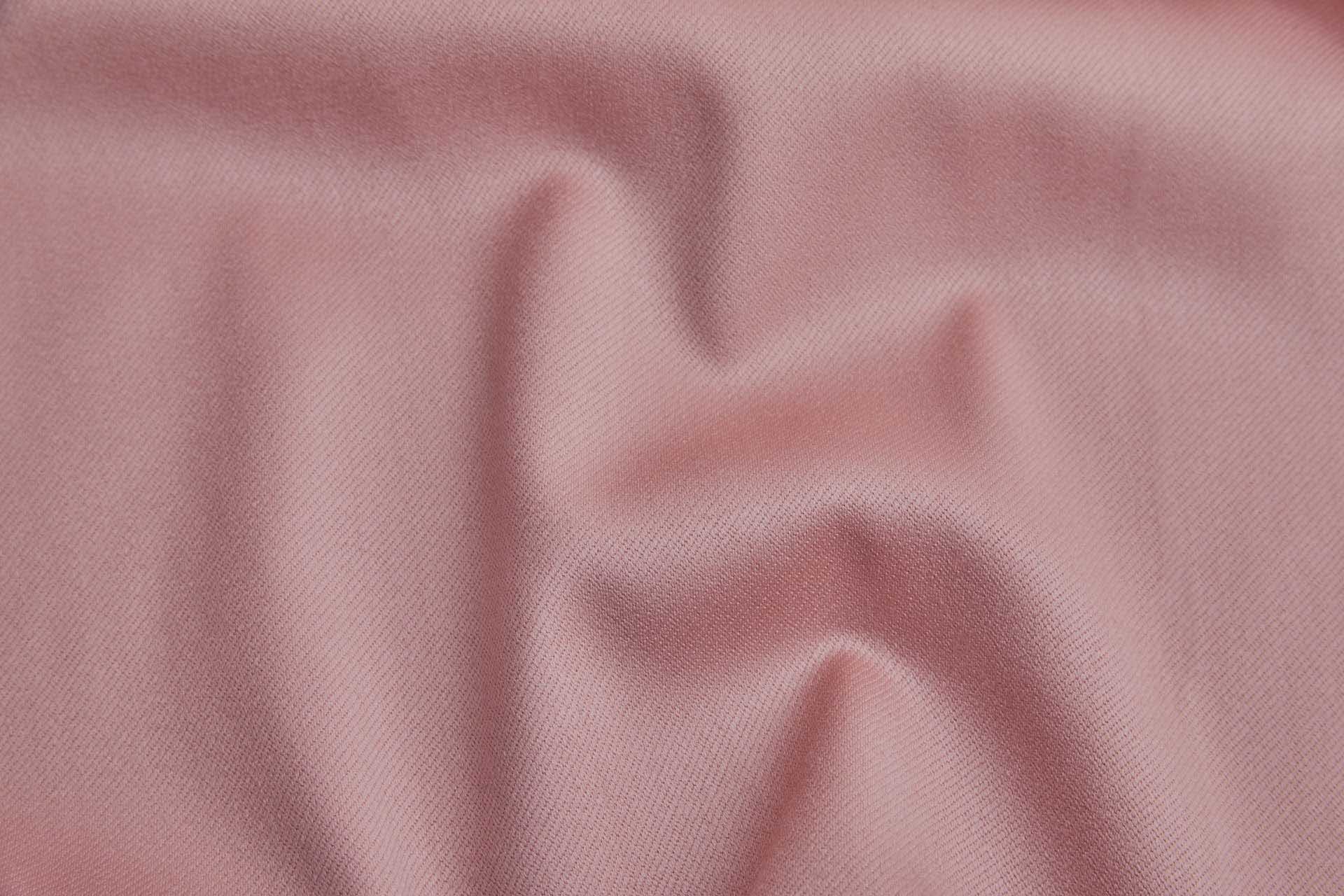 Luxury Italian Wool Suiting - Dusty Pink fabric, image 8 of 9