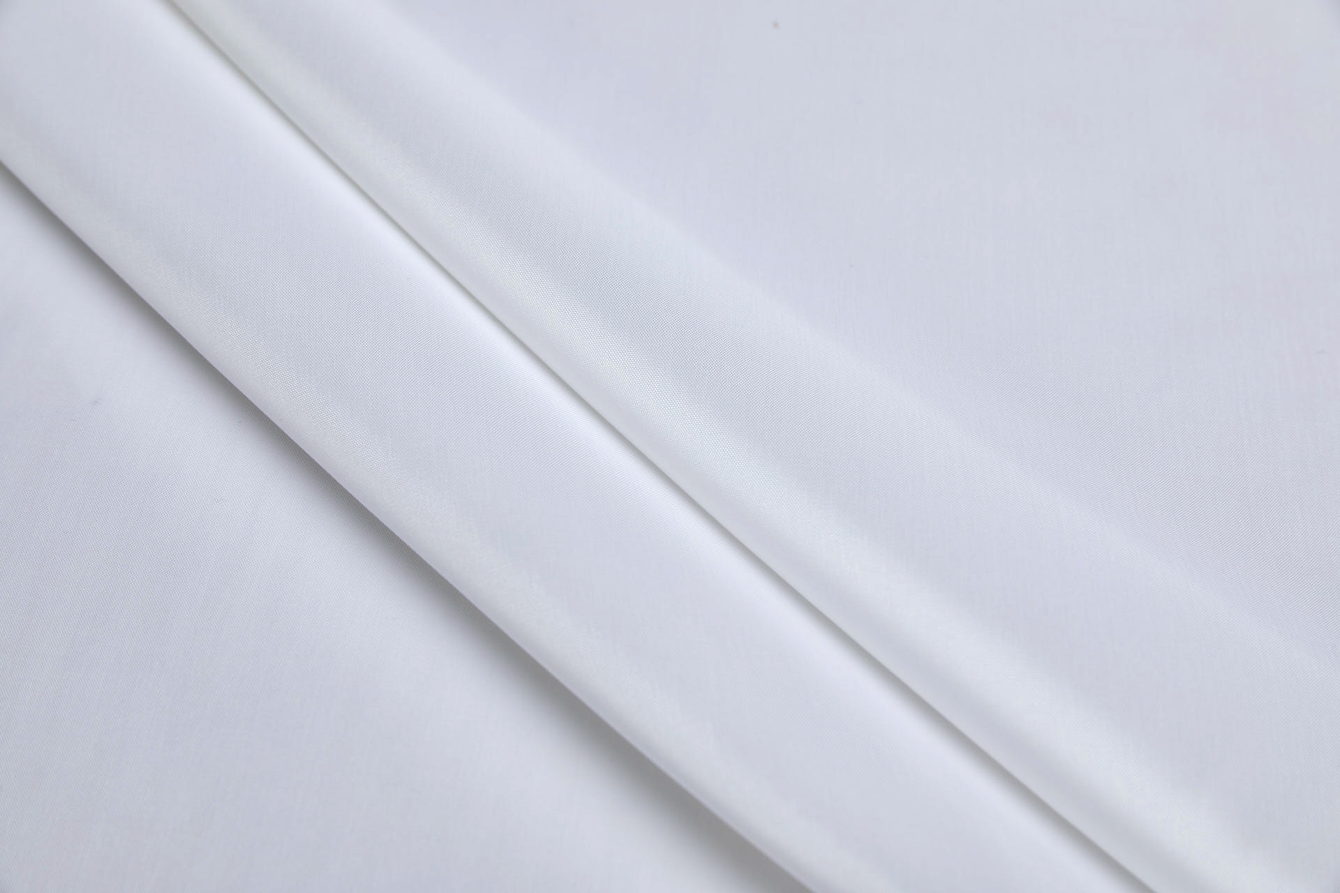 White Anti-Static Lining fabric, image 3 of 5