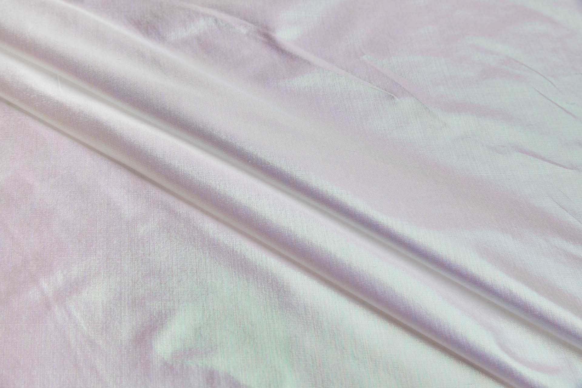 Iridescent Ivory Silk Lurex Taffeta fabric, image 3 of 7