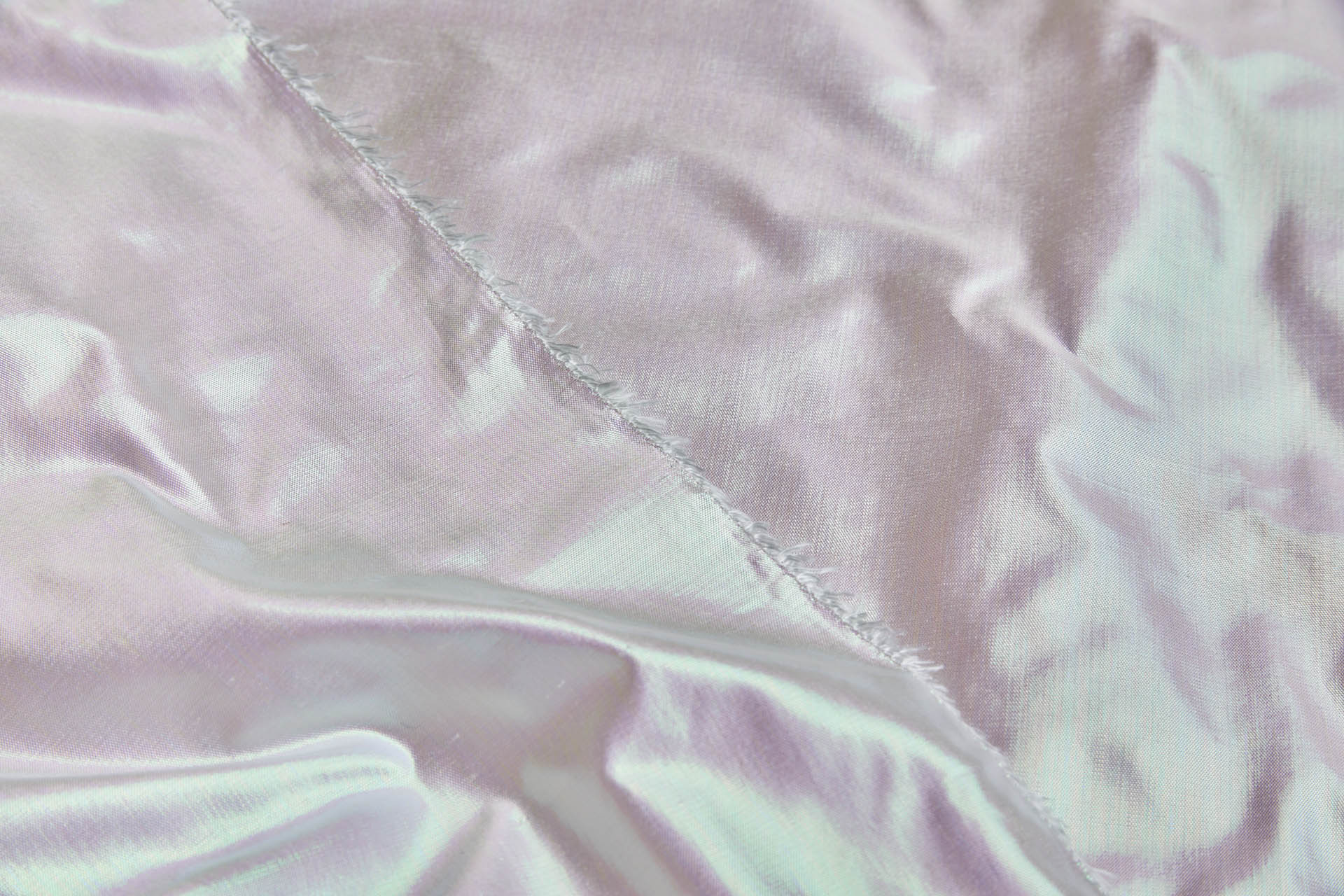 Iridescent Ivory Silk Lurex Taffeta fabric, image 5 of 7