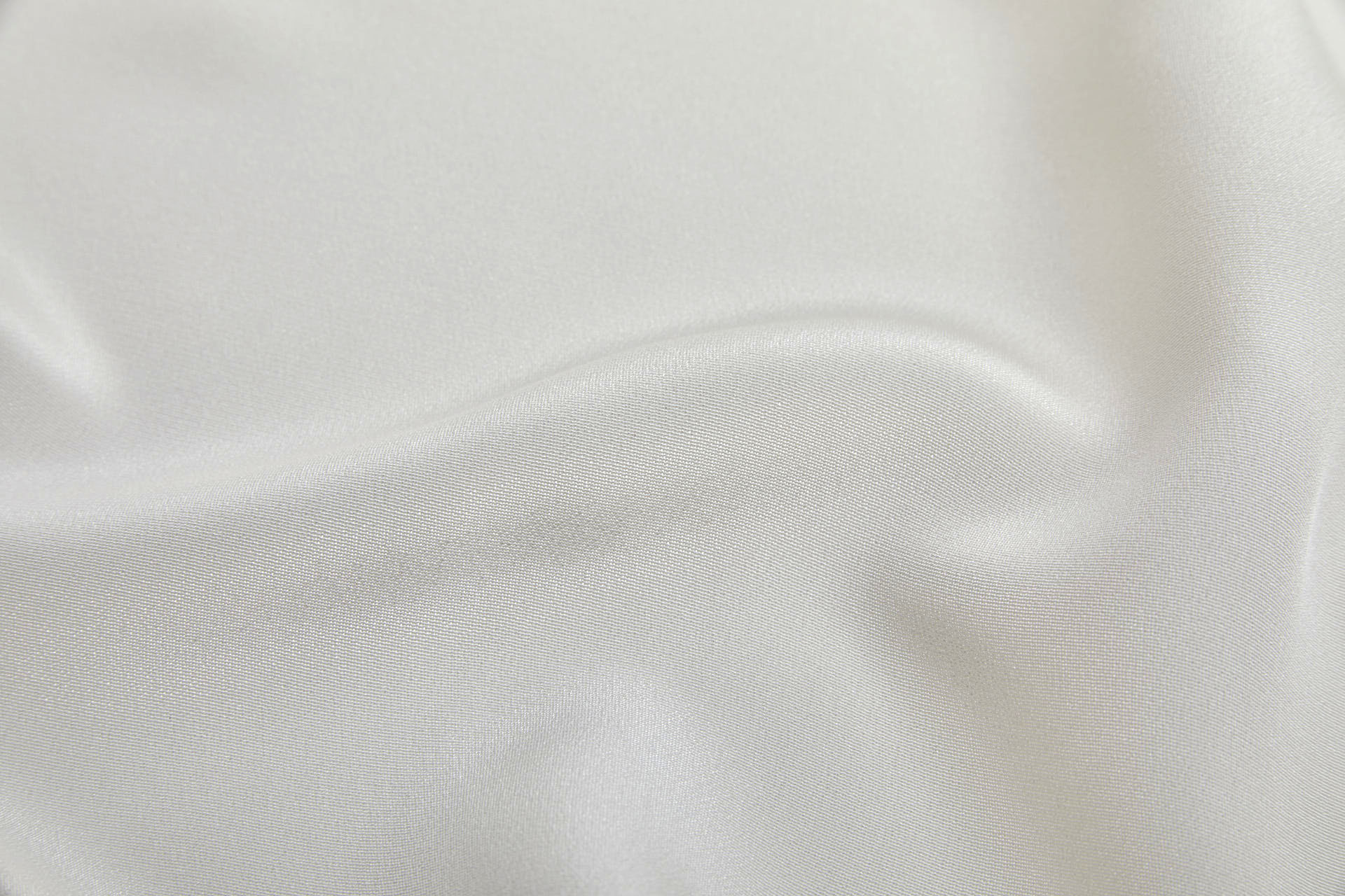Silk Crepe Marocain - Ivory fabric, image 2 of 3