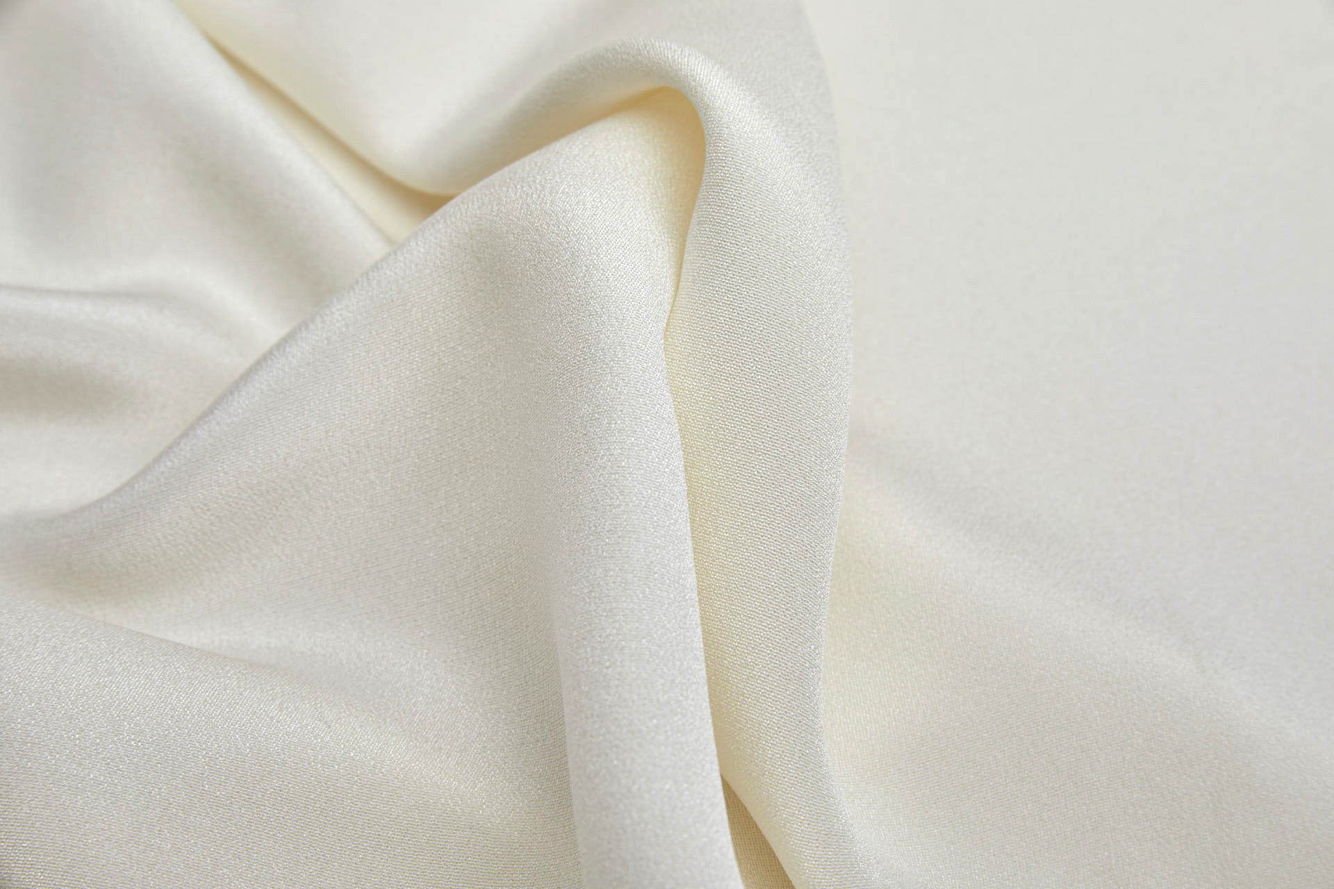 Medium Silk Crepe Grainy Texture - Vintage Ivory fabric, image 4 of 5