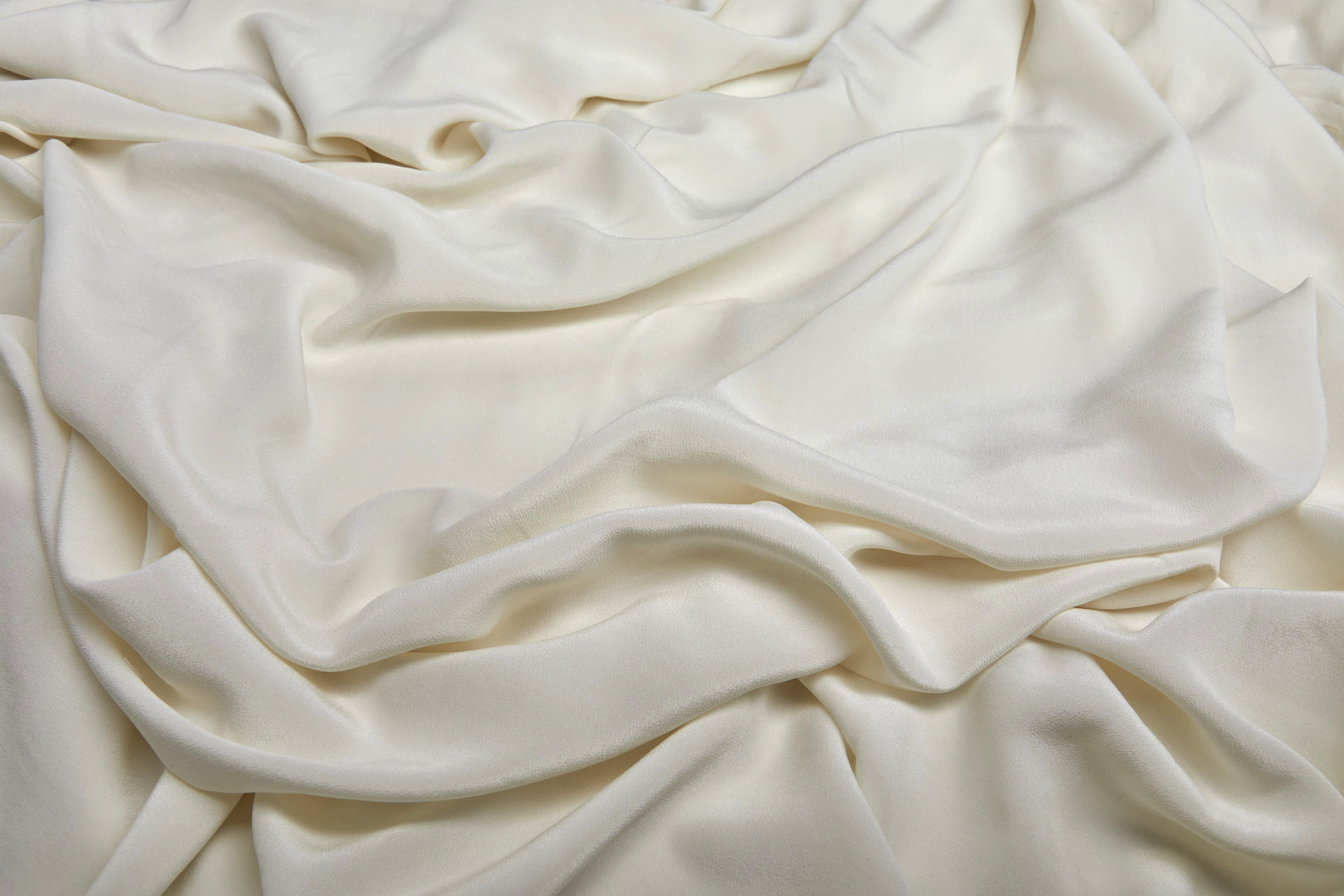 Crepe de Chine - Vintage Ivory fabric, image 4 of 4