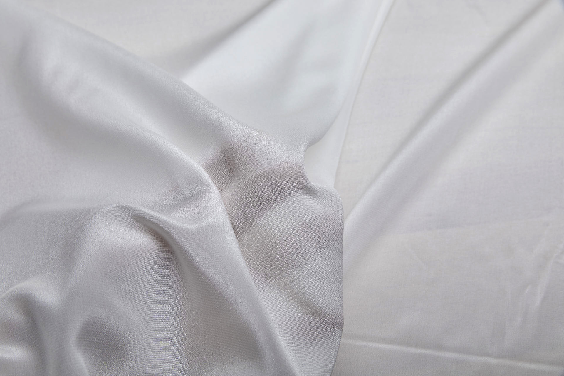 Crepe de Chine Narrow - Ivory fabric, image 2 of 7