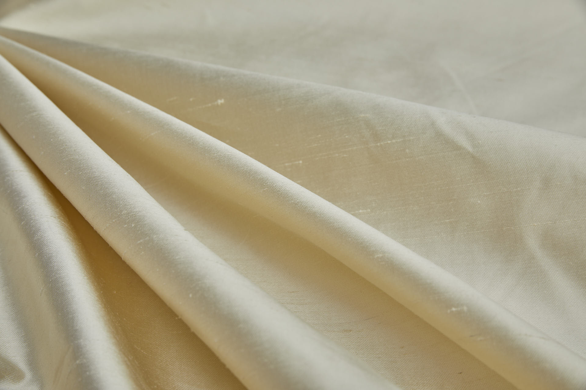 Pale Gold Silk Satin Backed Shantung fabric, image 4 of 10