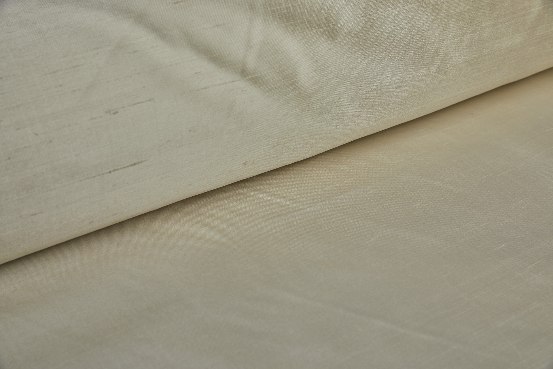 Pale Gold Silk Satin Backed Shantung fabric, image 6 of 10