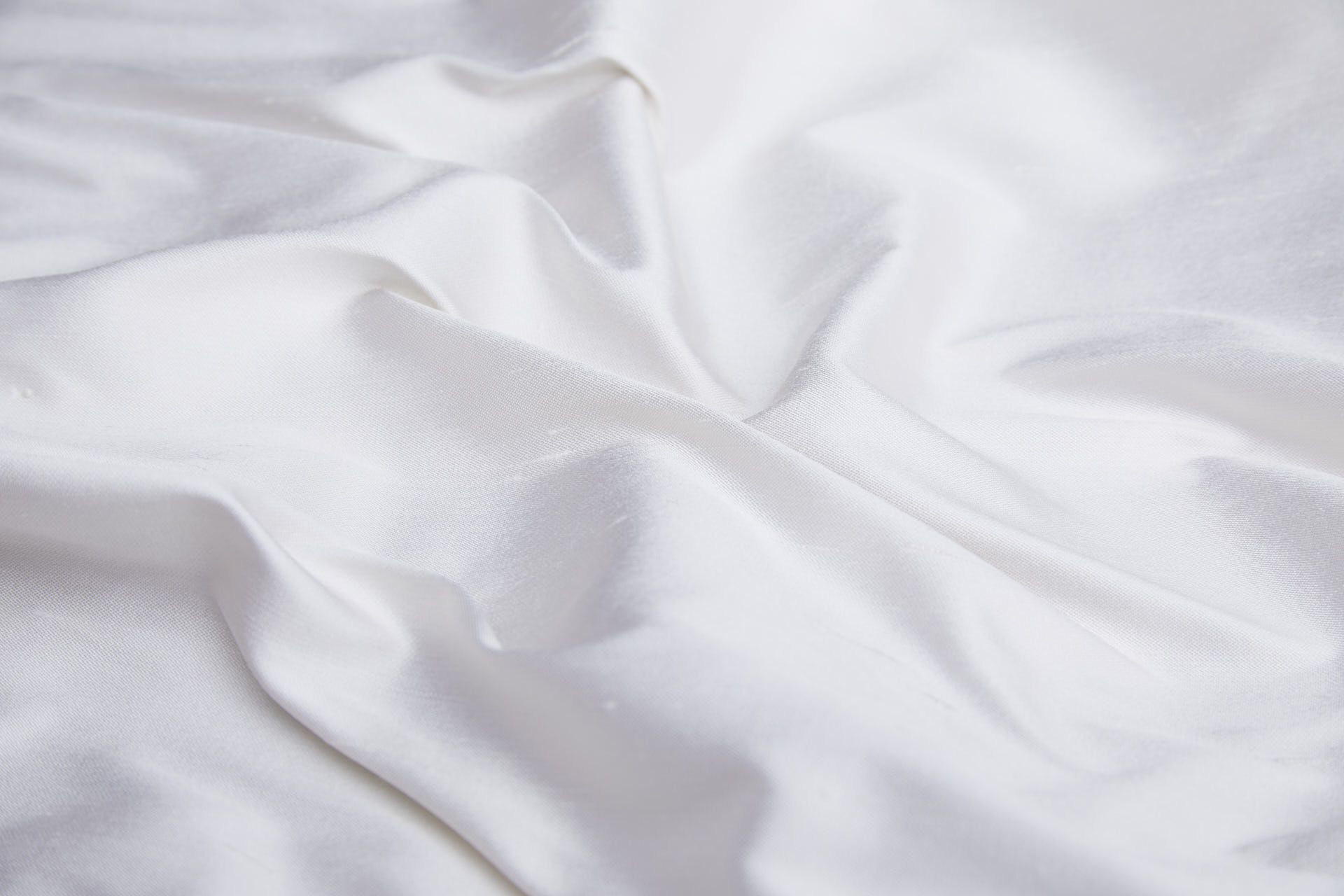 White Silk Shantung fabric, image 5 of 8