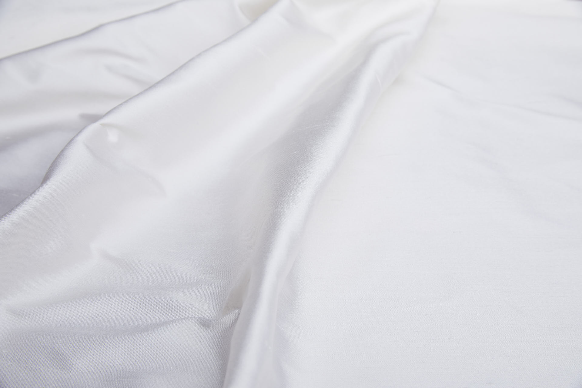 White Silk Shantung fabric, image 7 of 8
