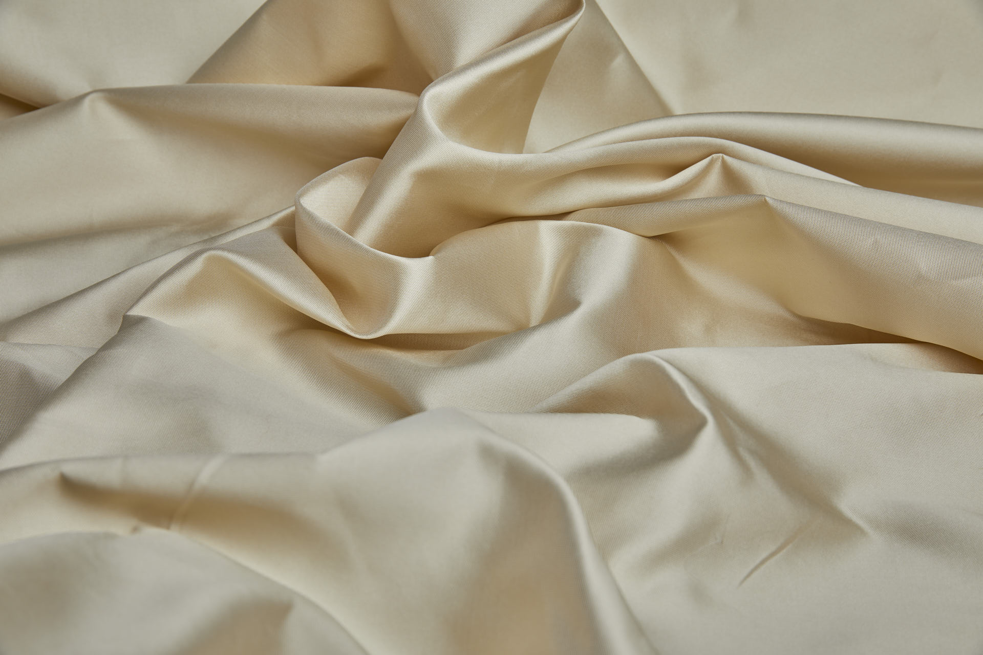 Pale Gold Silk Zibeline / Mikado fabric