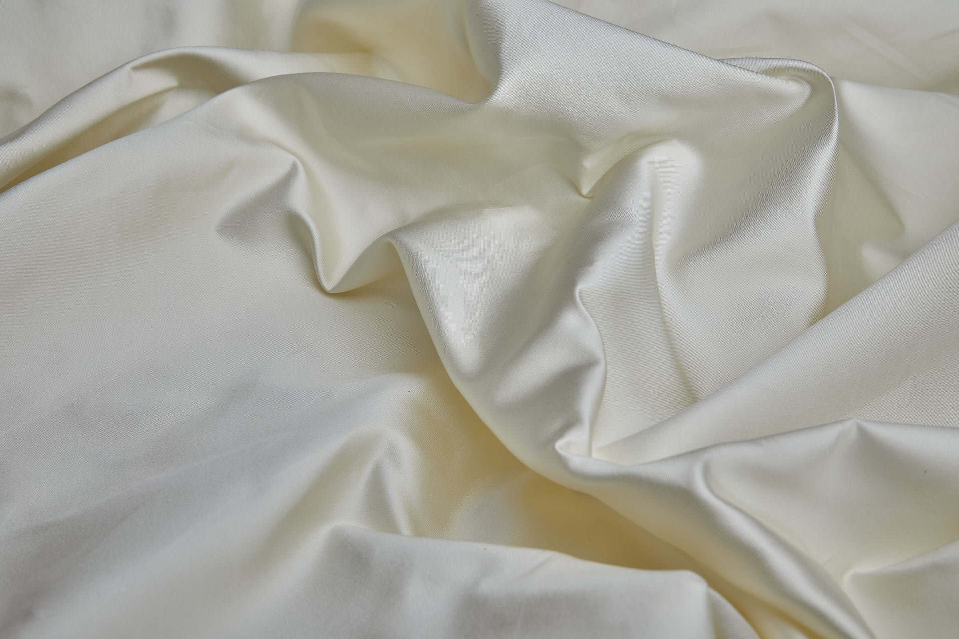 Vintage Ivory Silk Zibeline / Mikado fabric, image 4 of 10