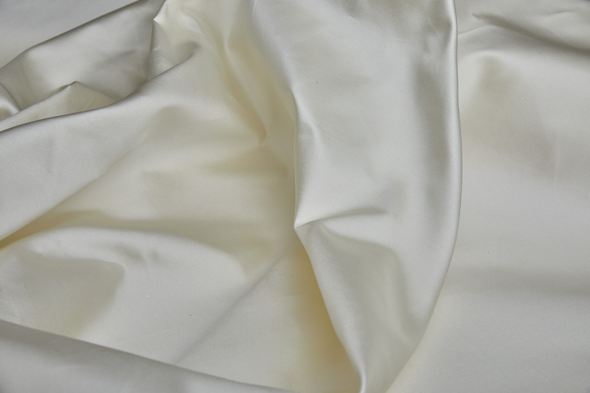 Vintage Ivory Silk Zibeline / Mikado fabric, image 7 of 10
