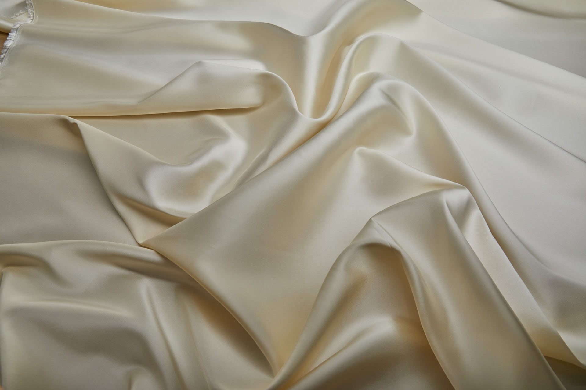 Cream Silk Twill fabric, image 6 of 7