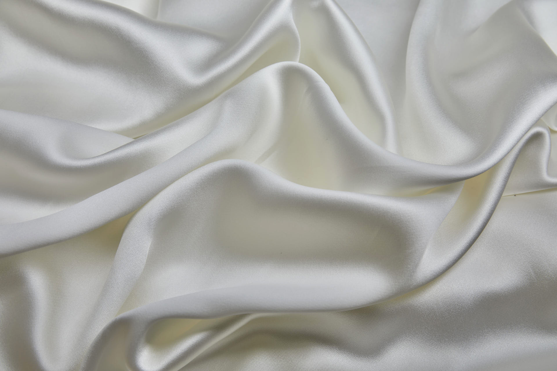 Viscose Acetate Satin - Ivory fabric, image 10 of 10