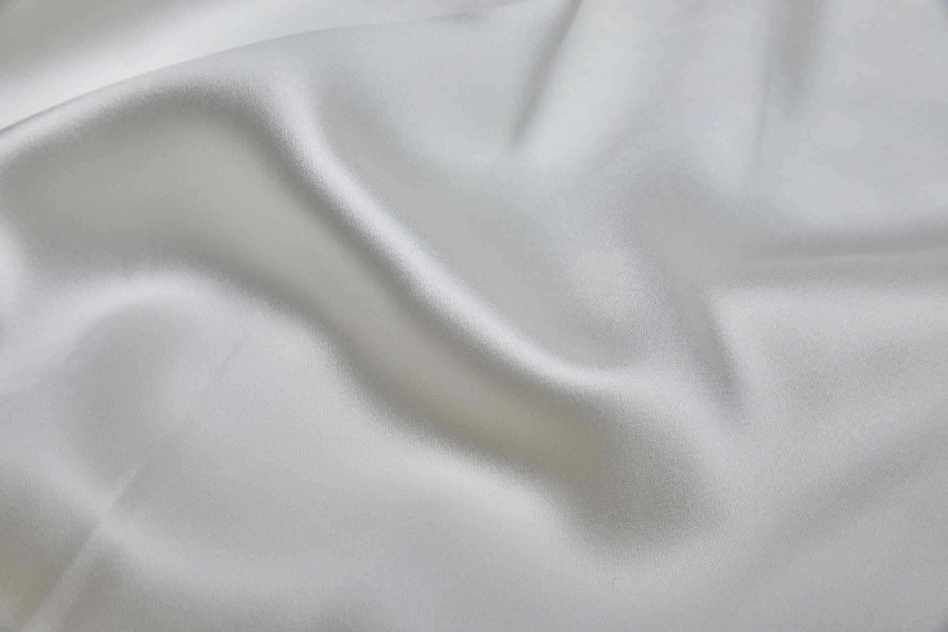 Viscose Acetate Satin - Ivory fabric, image 6 of 10