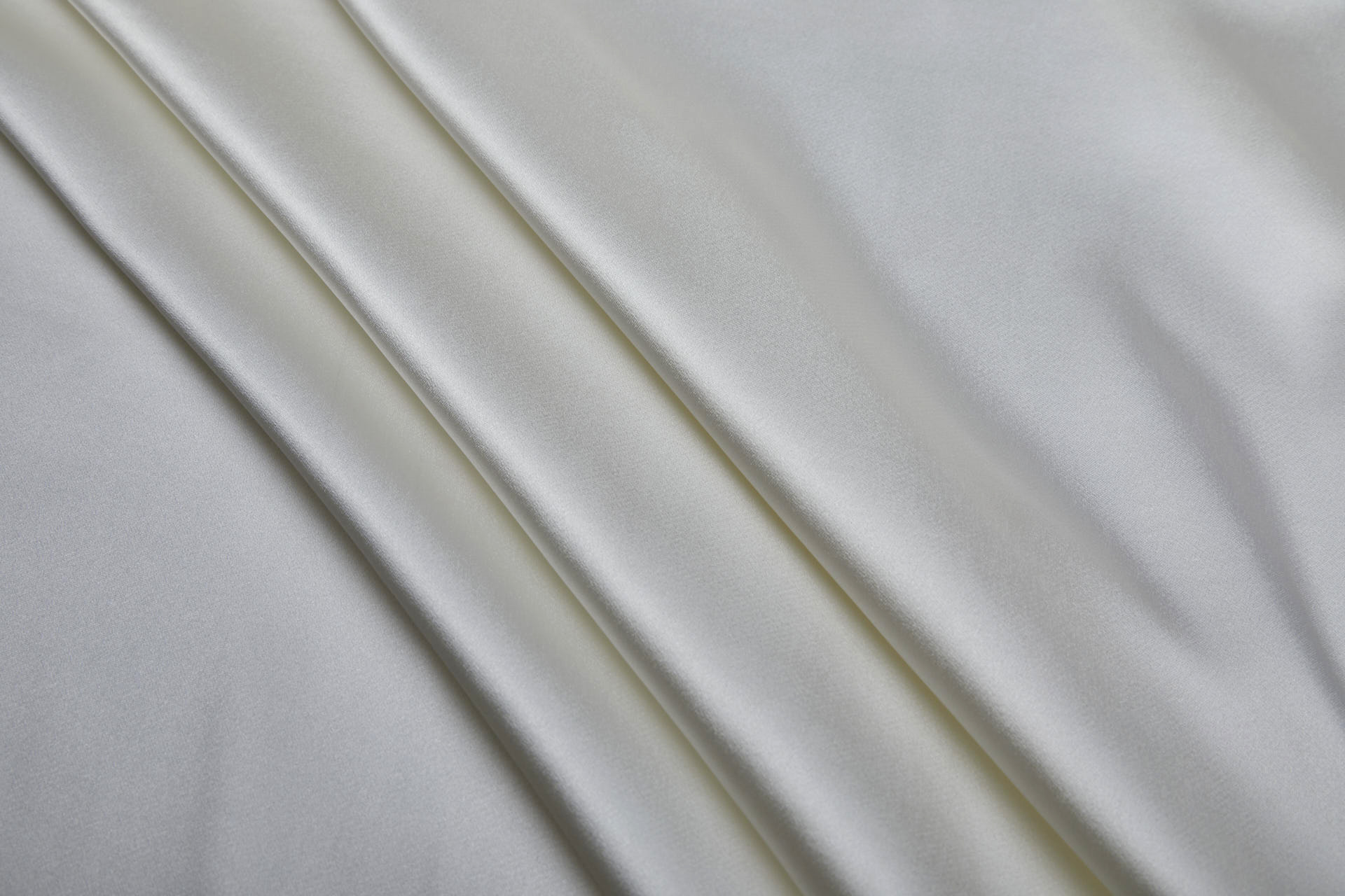 Viscose Acetate Satin - Ivory fabric, image 2 of 10