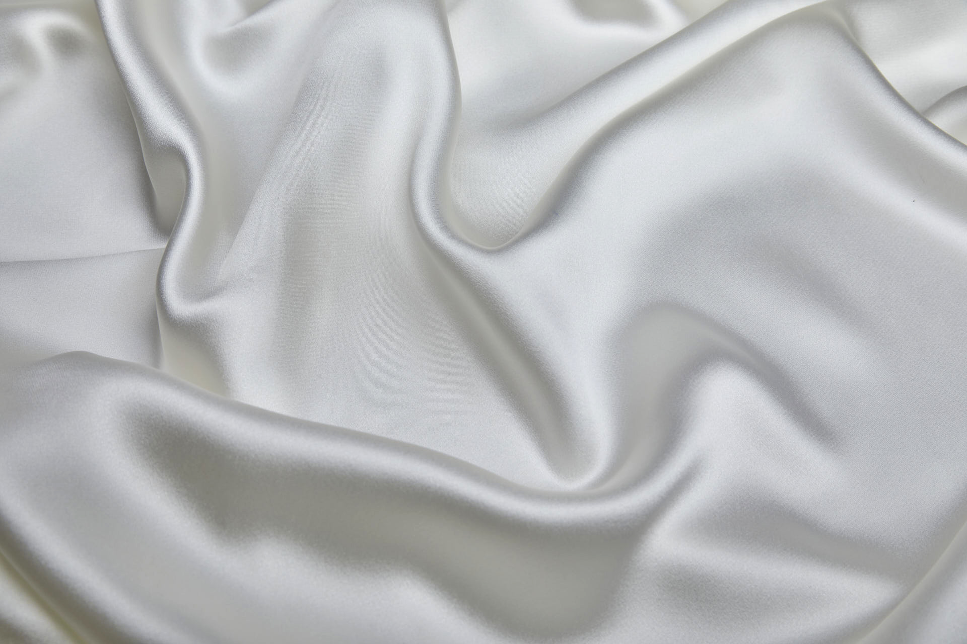 Viscose Acetate Satin - Ivory fabric, image 5 of 10