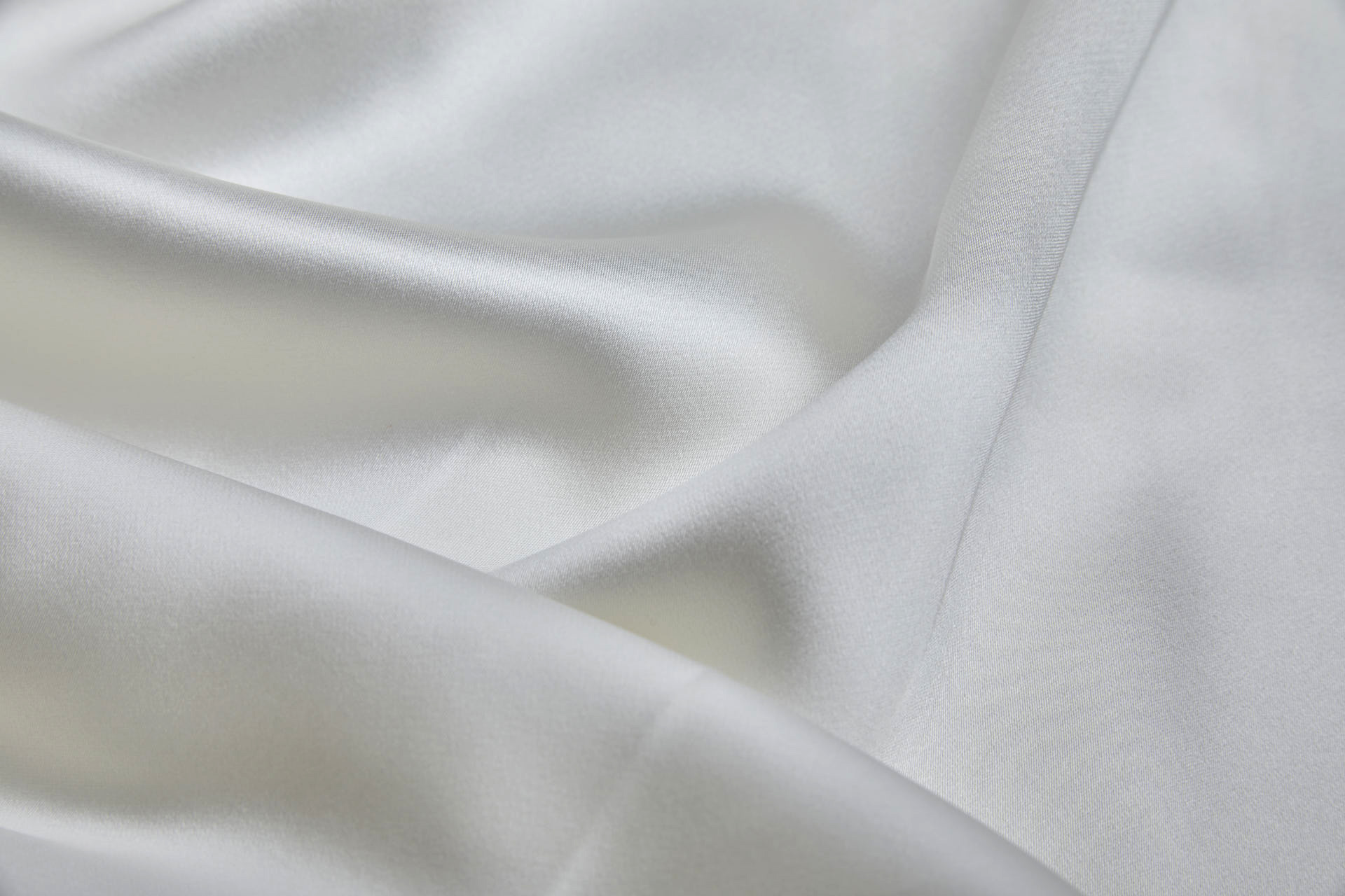 Viscose Acetate Satin - Ivory fabric, image 7 of 10