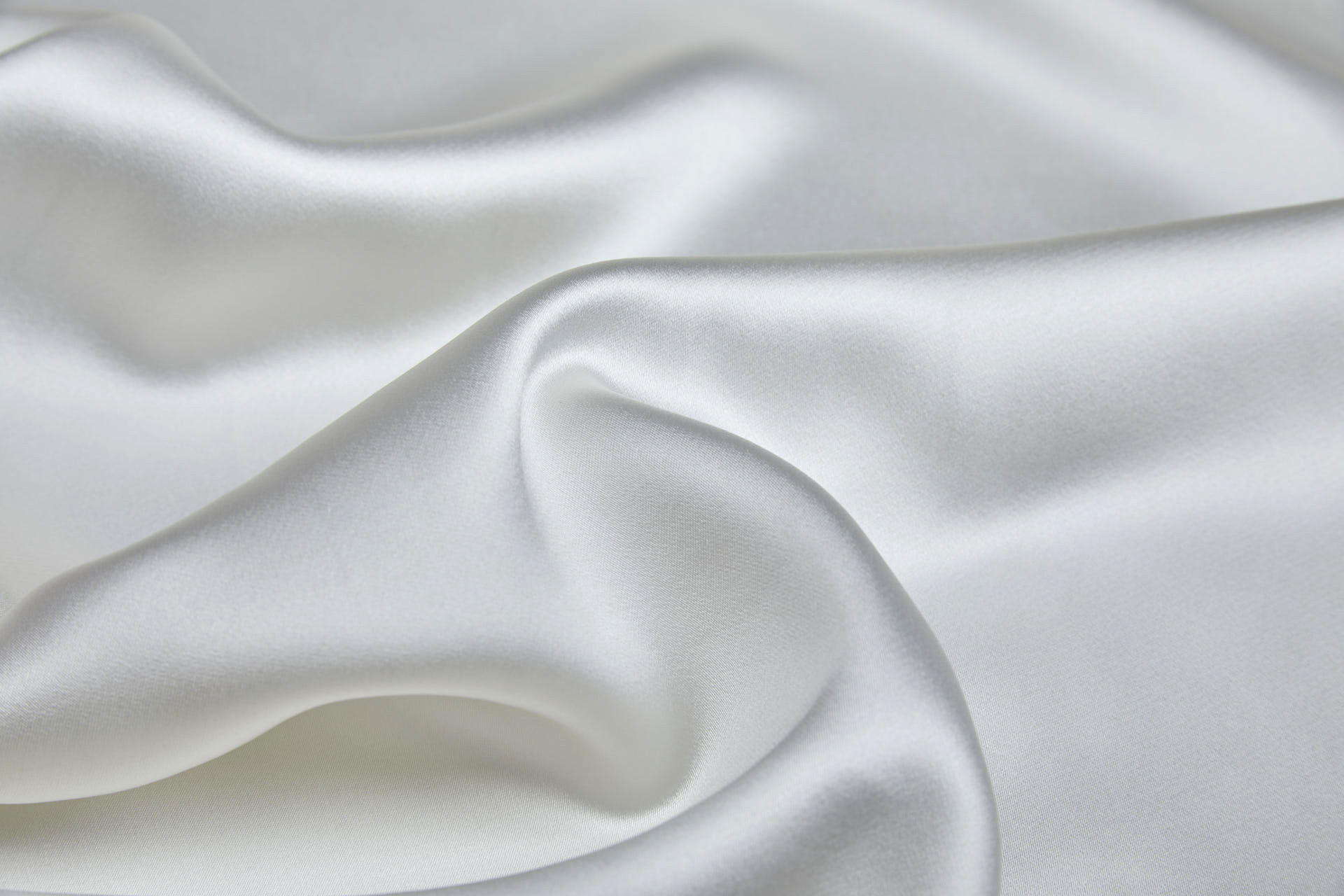 Viscose Acetate Satin - Ivory fabric, image 9 of 10