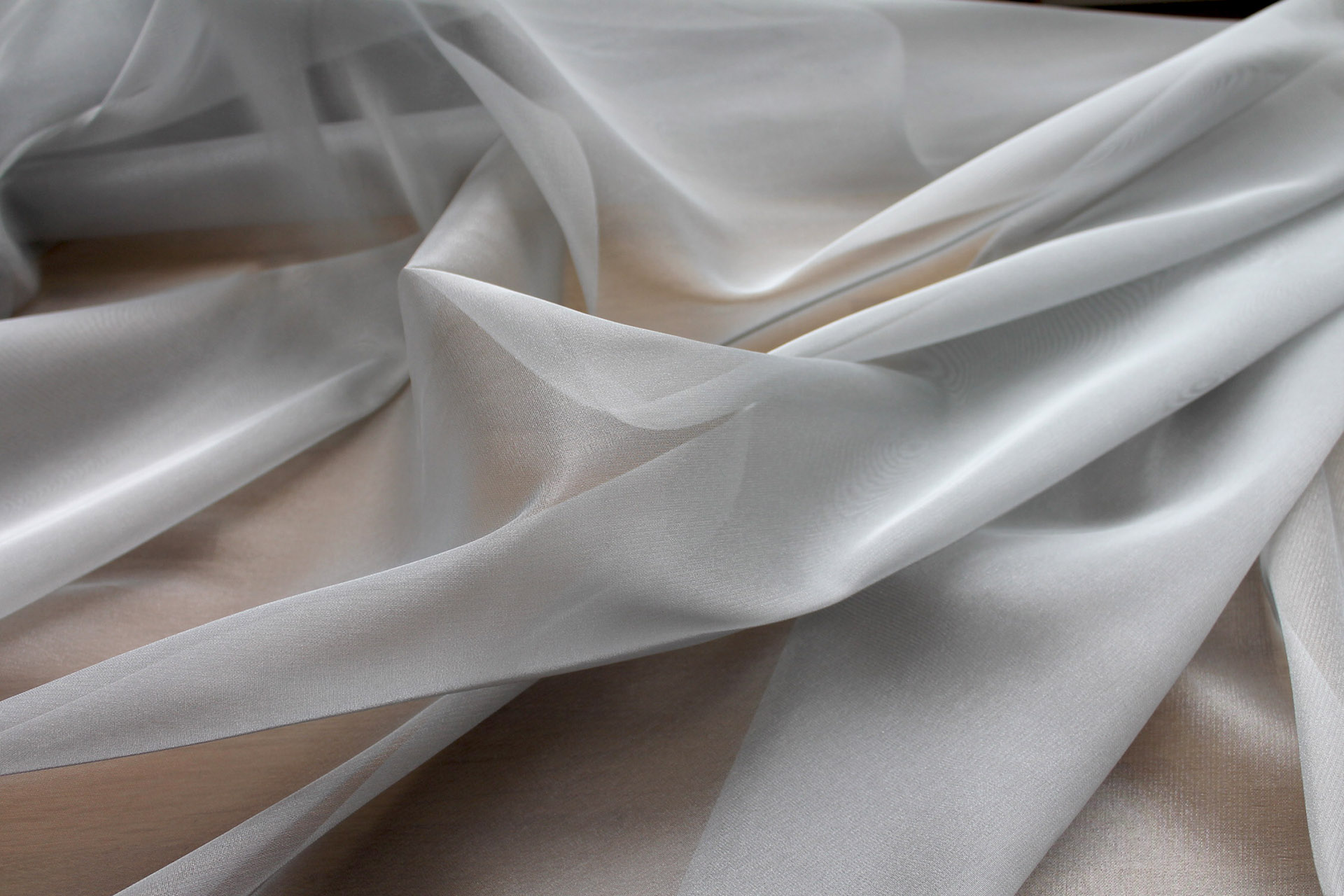 Poly Viscose Organza - Metallic Silver Grey fabric, image 2 of 5