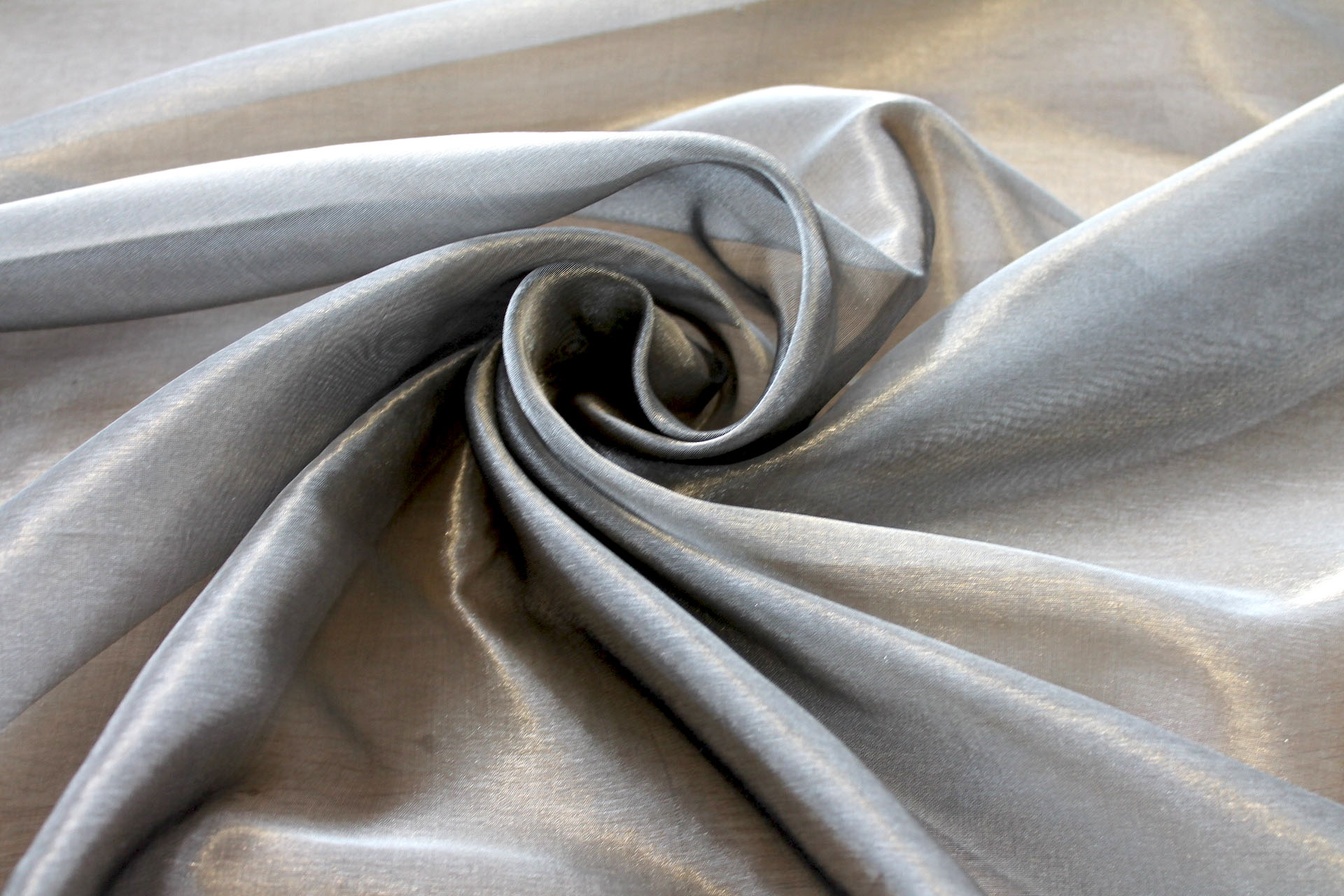 Silk Organza - Metallic Silver/Black fabric
