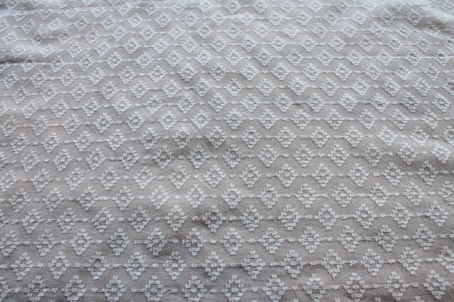 Vintage Jacquarded Silk Organza - Ivory fabric, image 4 of 7