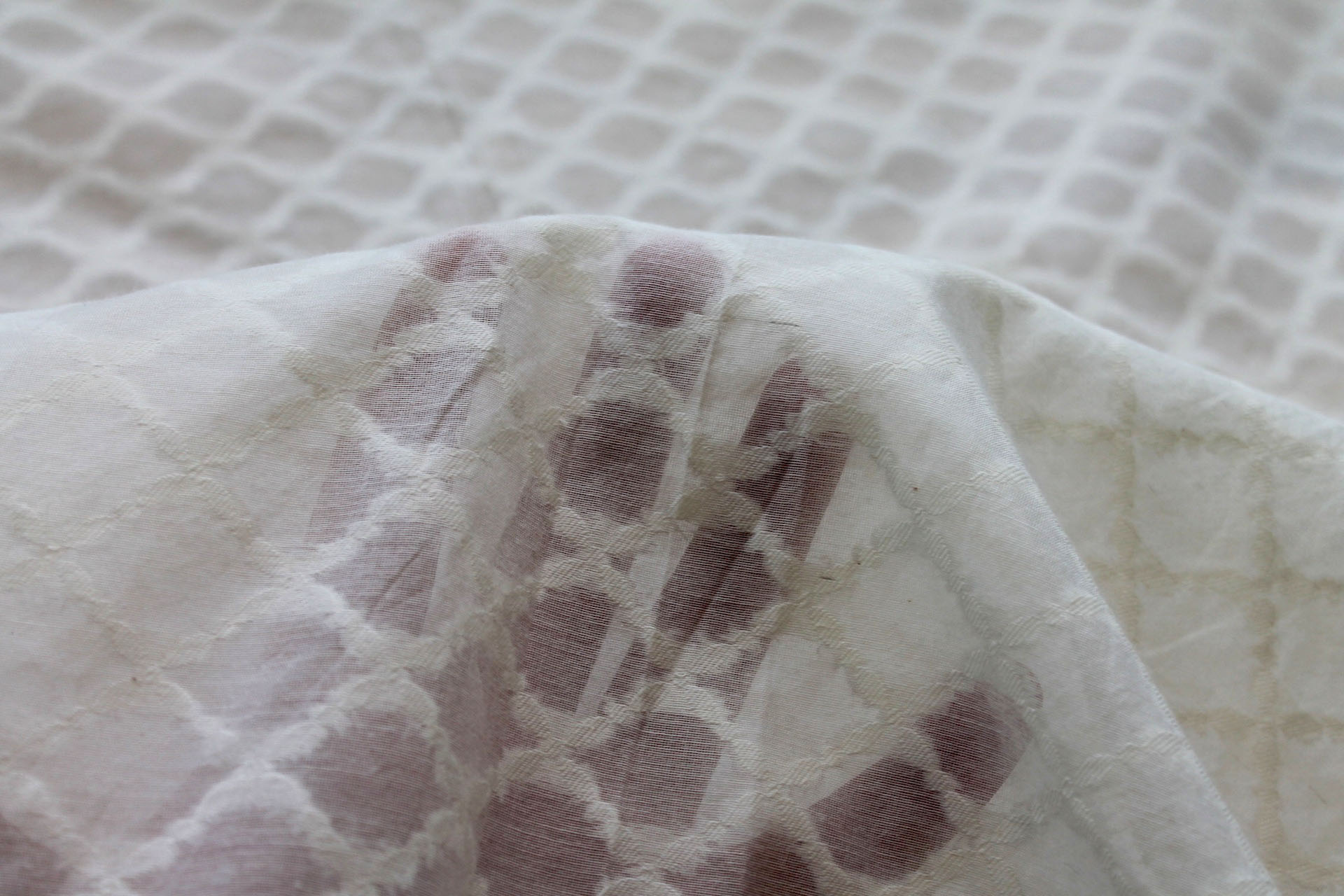 Vintage Jacquarded Silk Organza - Ivory fabric, image 5 of 7