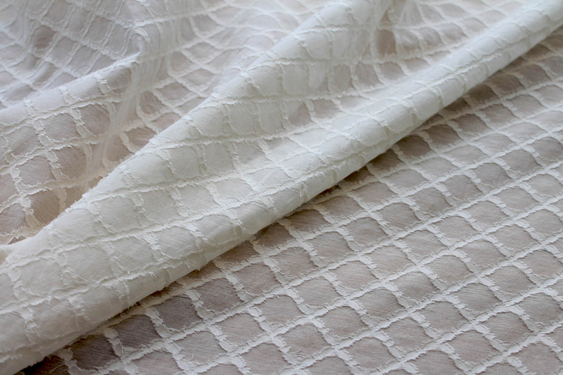 Vintage Jacquarded Silk Organza - Ivory fabric, image 7 of 7