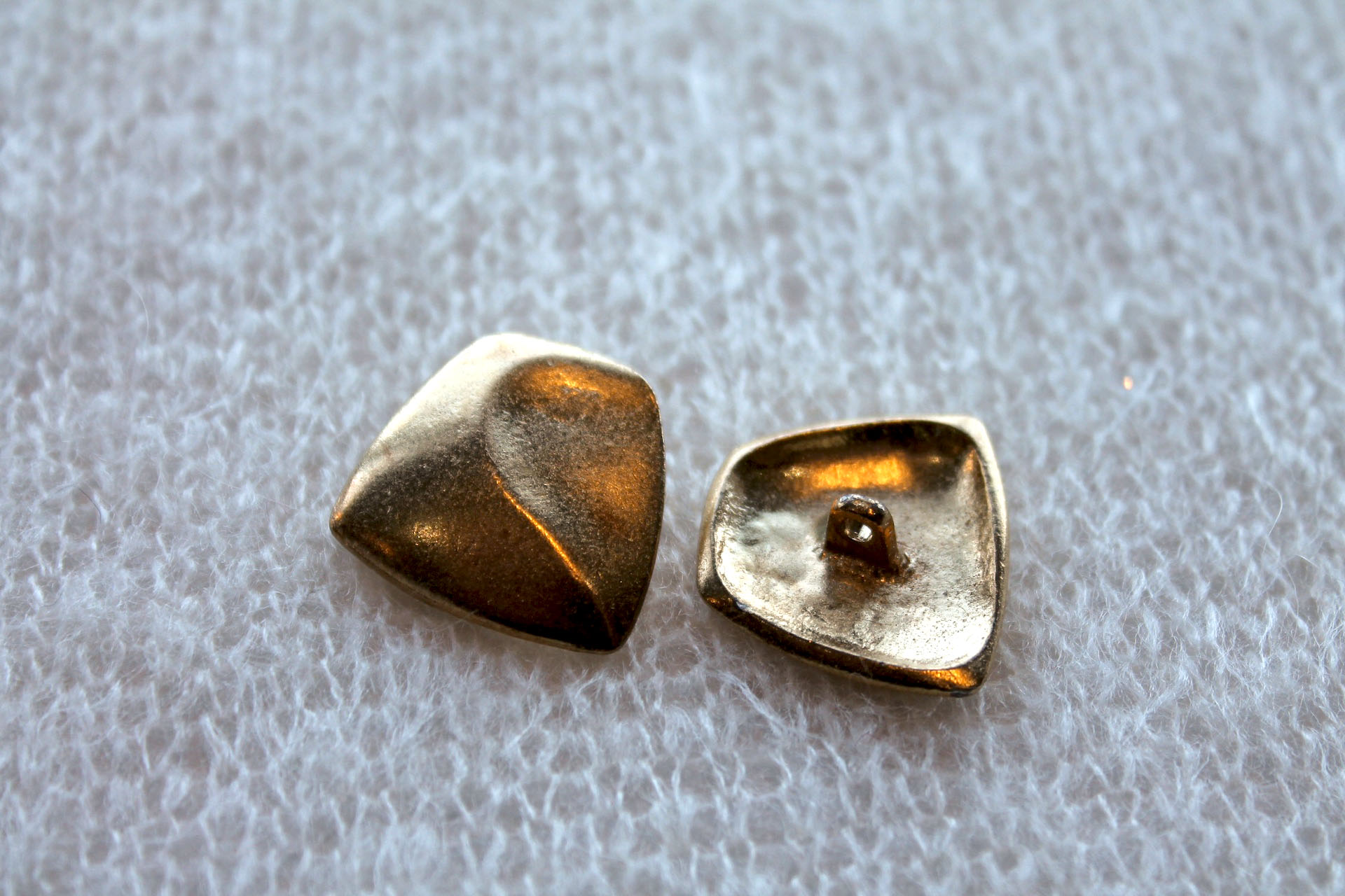 Gold Metal Sculpted Button - 2.8cm, image 4 of 4
