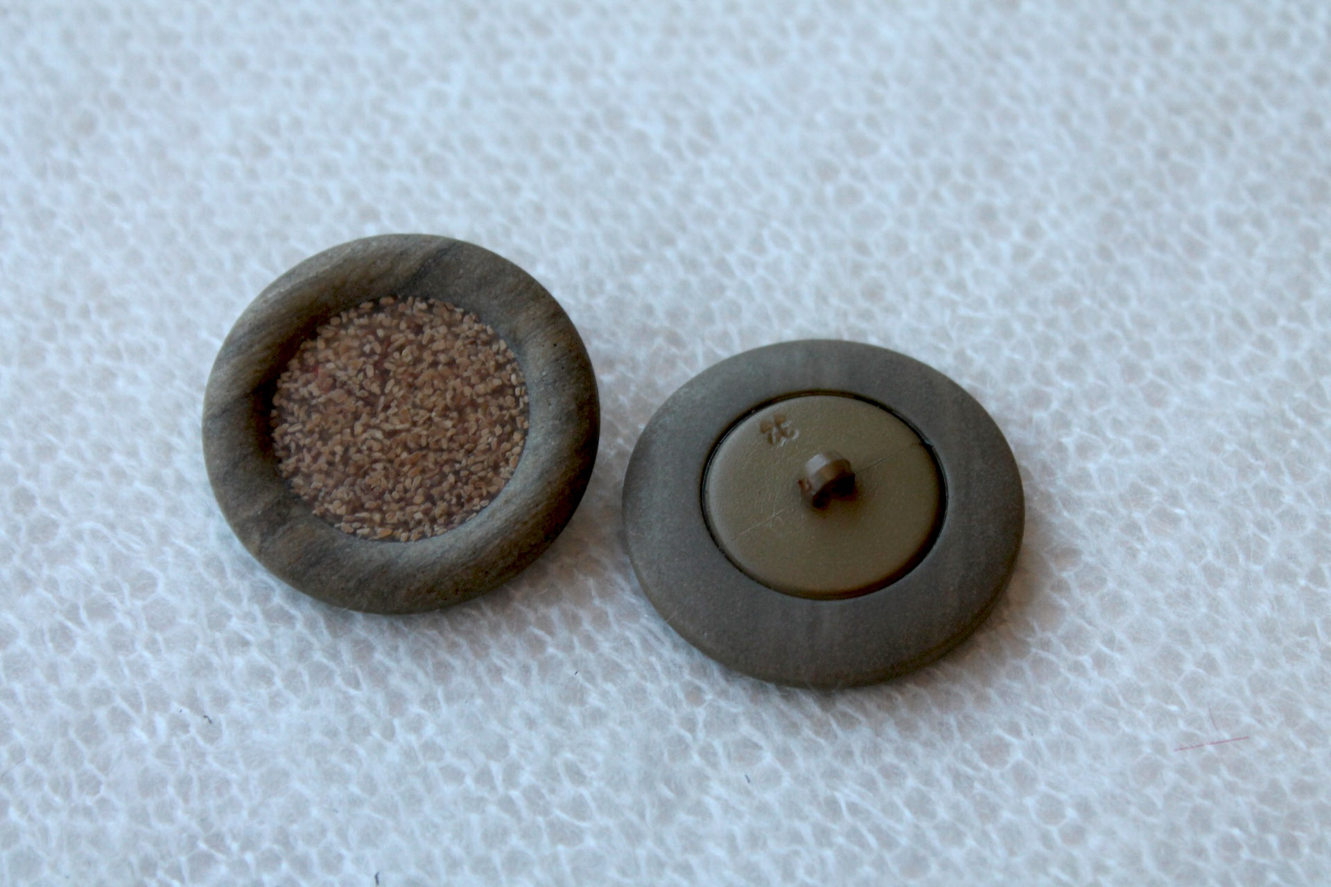 Cork and Resin Button - 3.5cm, image 3 of 3
