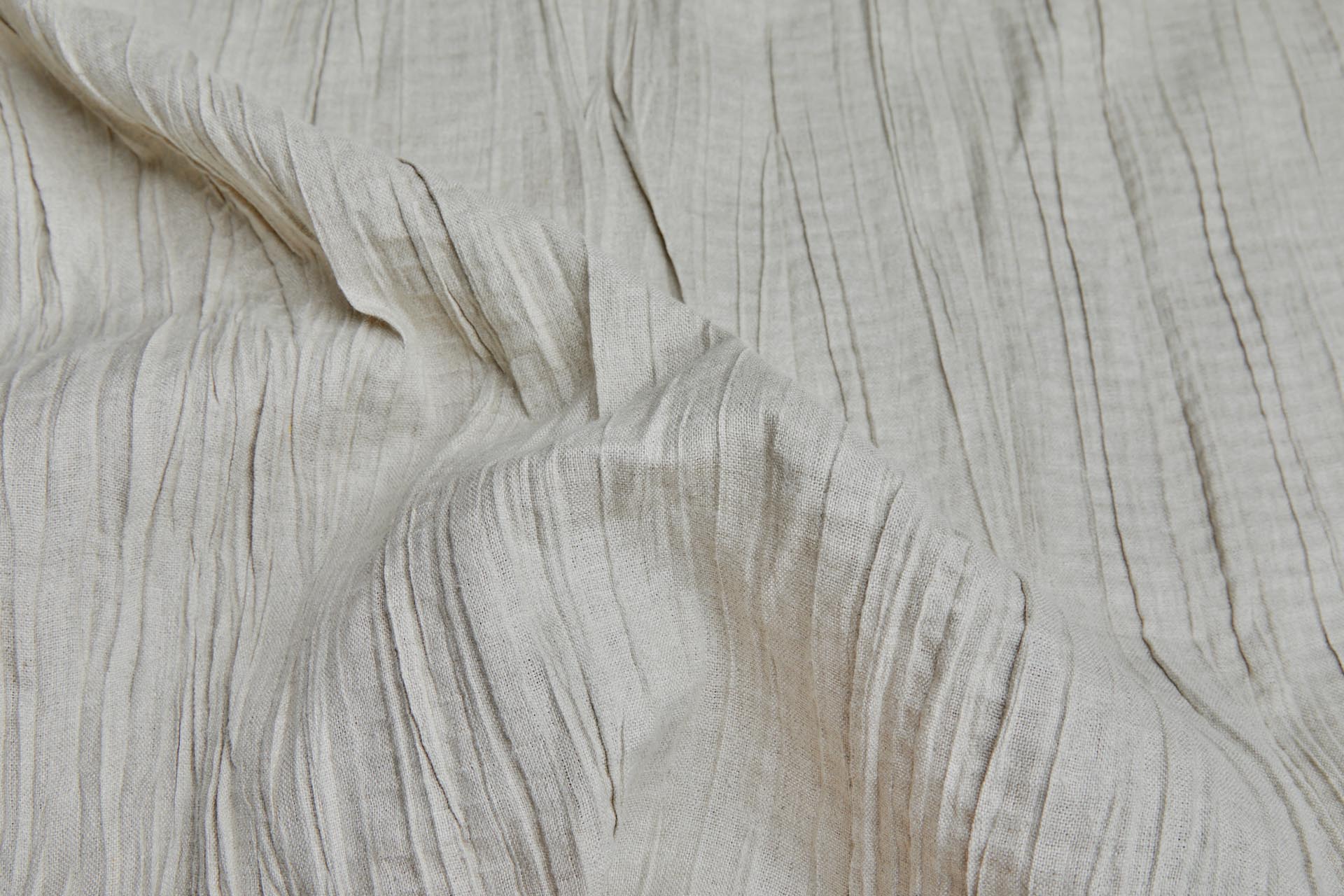 Irregular Broomstick Pleated Natural Linen fabric, image 2 of 5