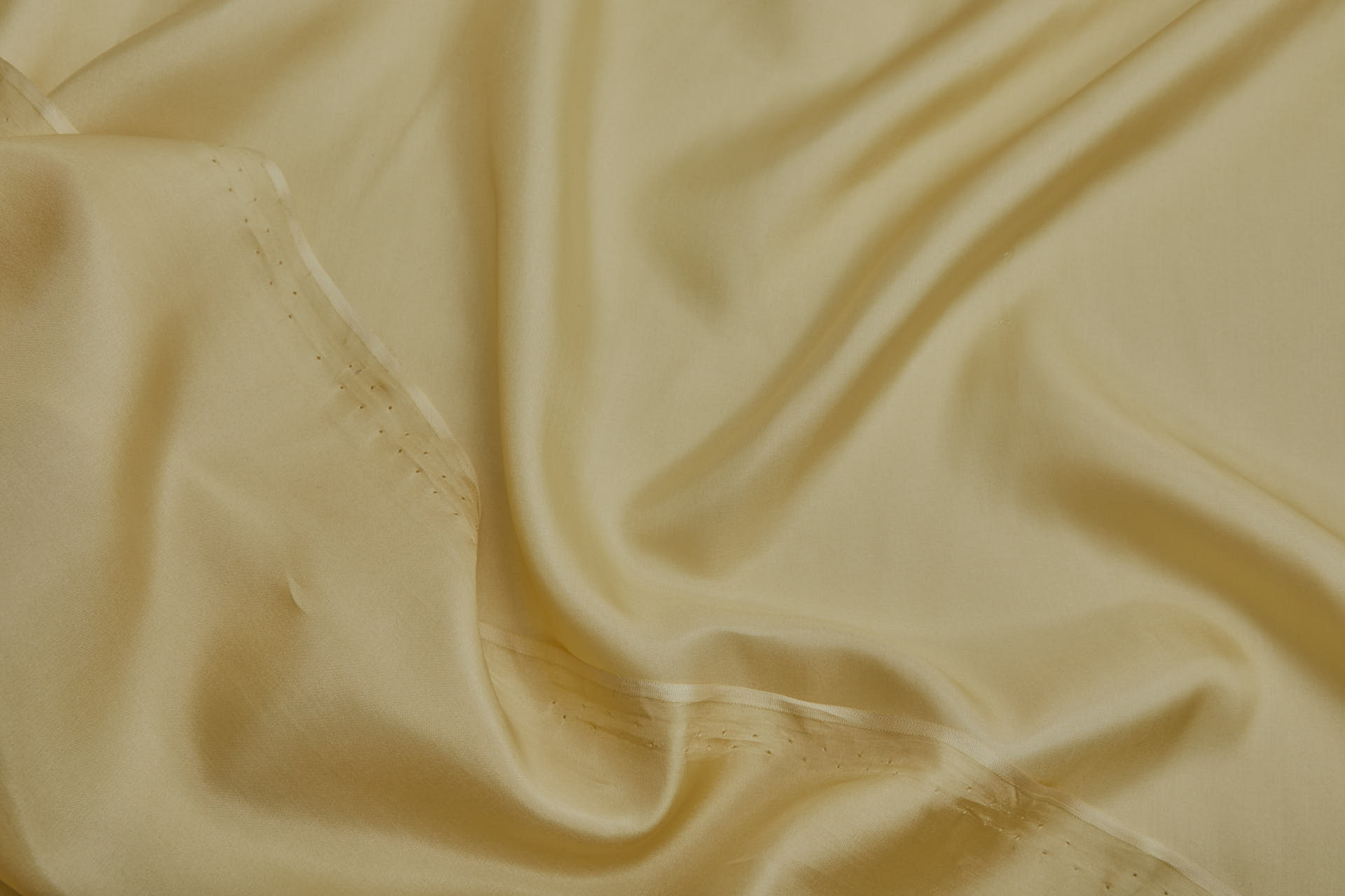 Silk Habotai - Pale Golden Yellow fabric, image 3 of 5