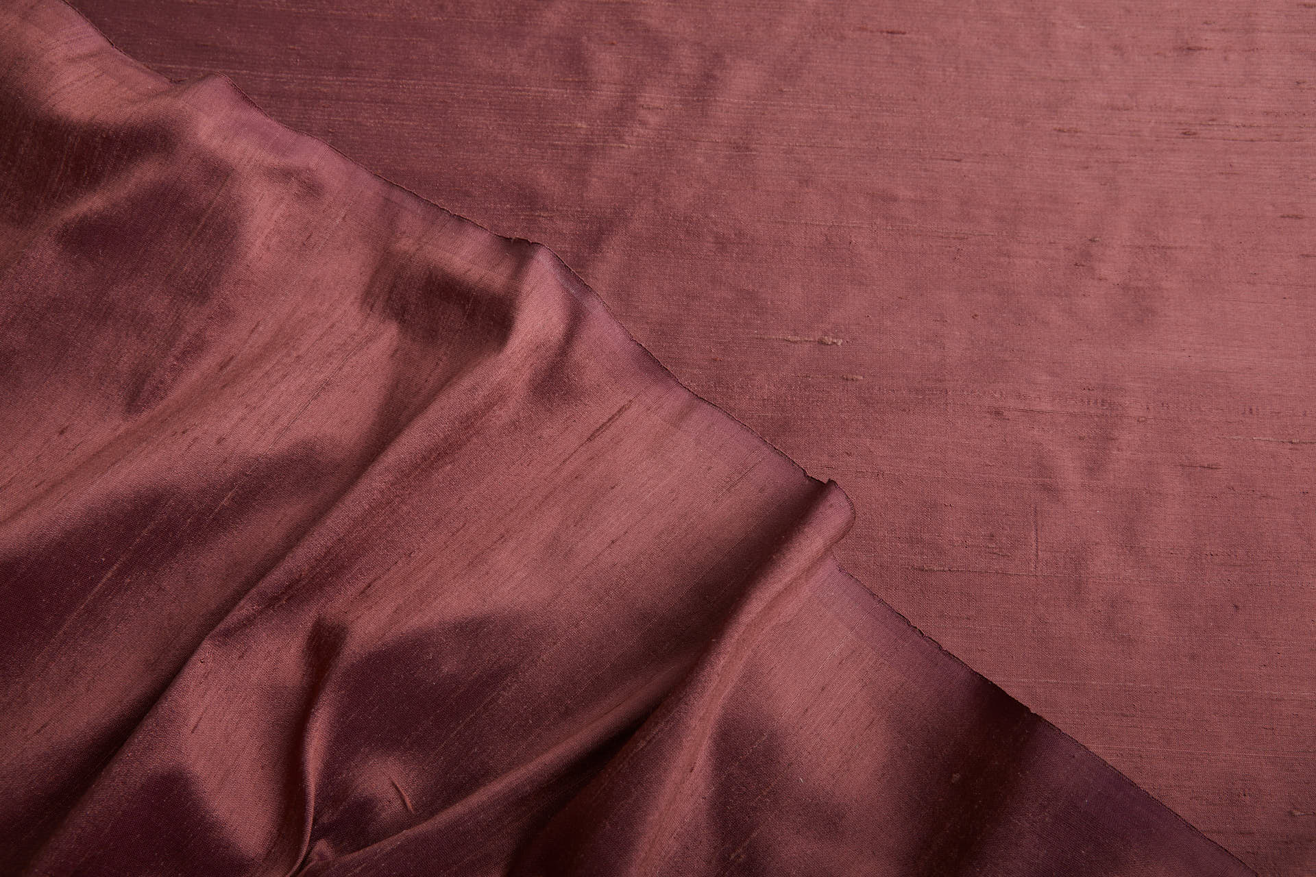 Textured Silk Dupion - Sienna shot Mulberry fabric, image 4 of 6