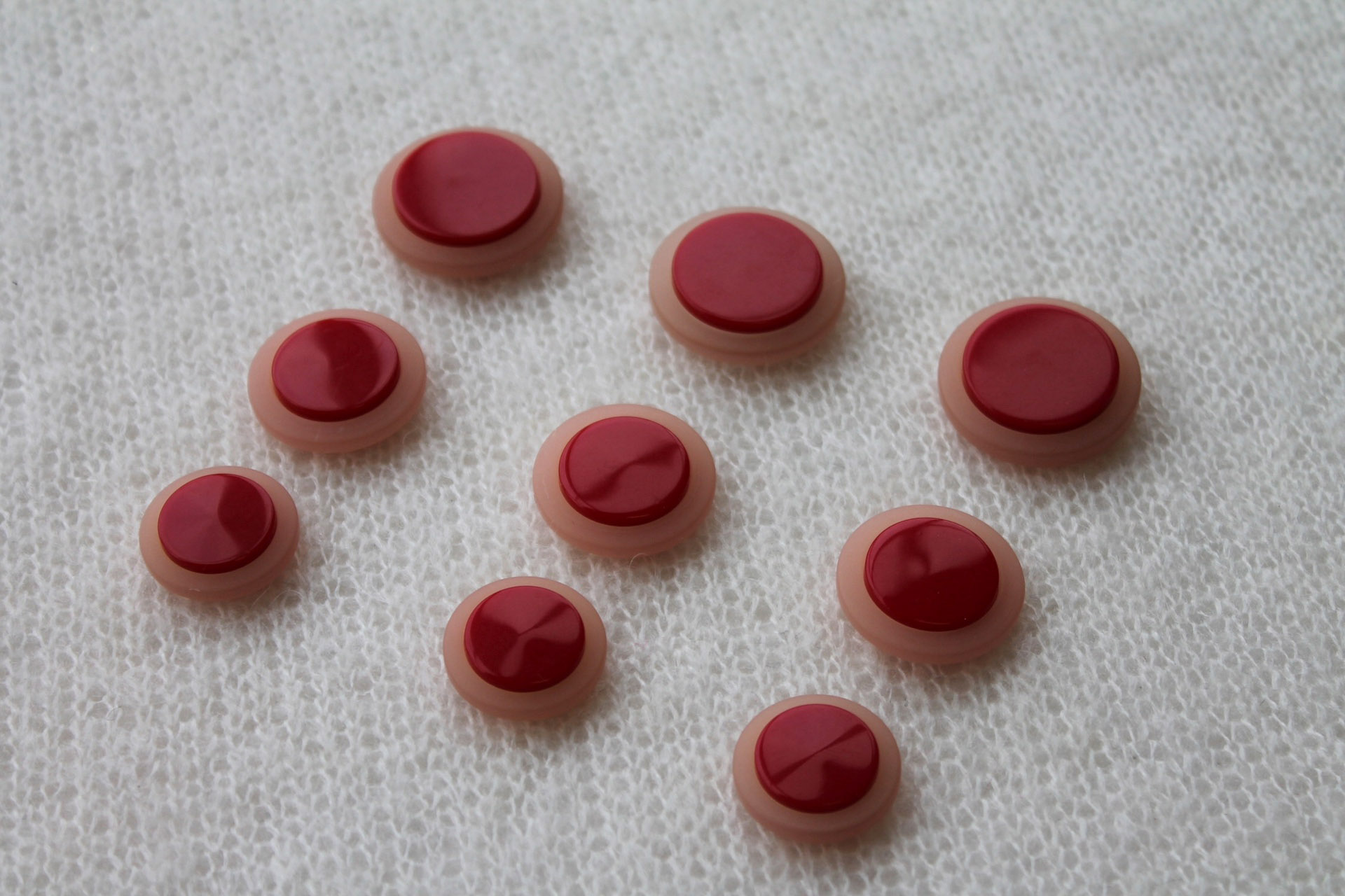 Red and White Round Resin Button - 2.5cm