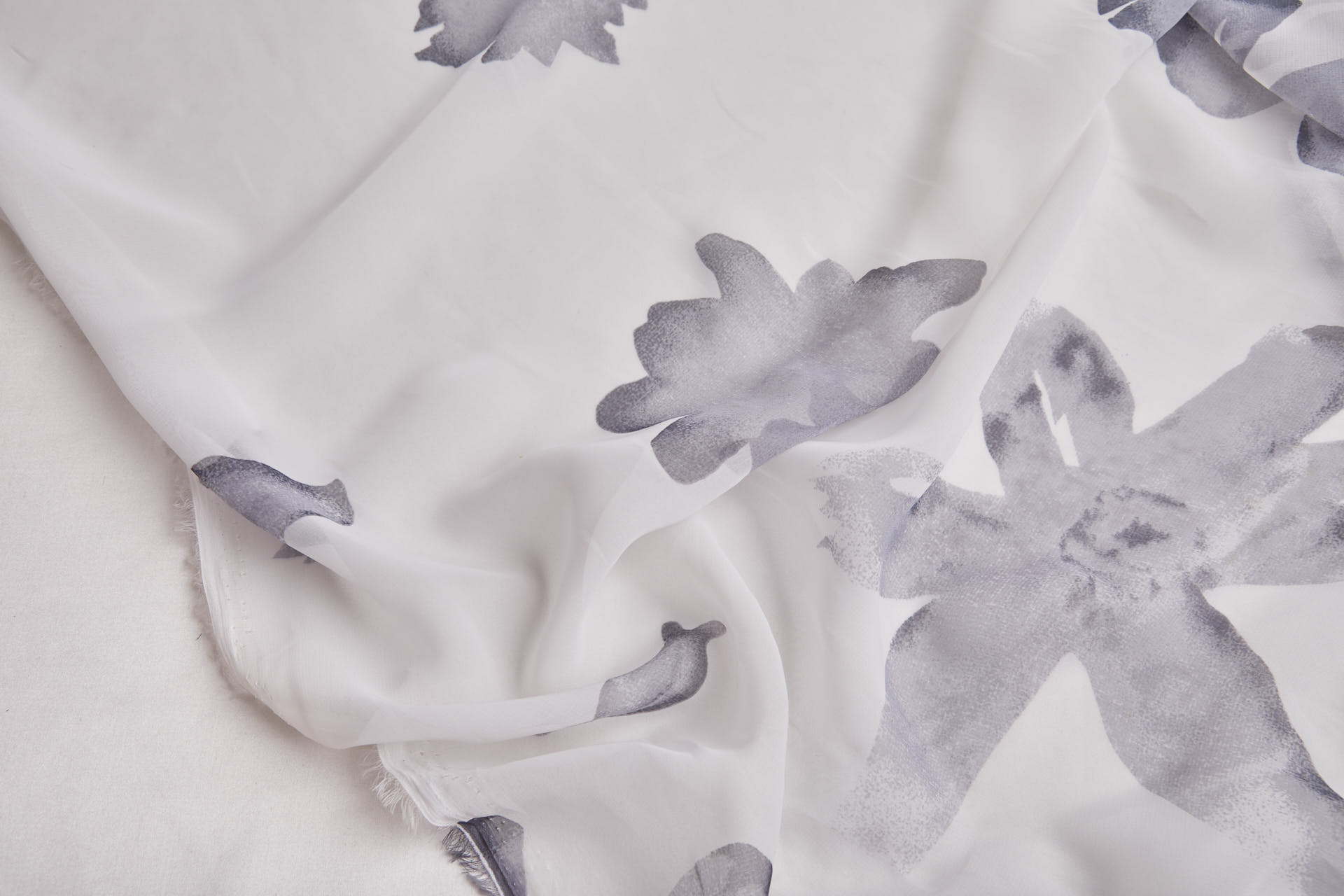 XXL Floral Print Chiffon in Grey and Ivory fabric, image 4 of 8