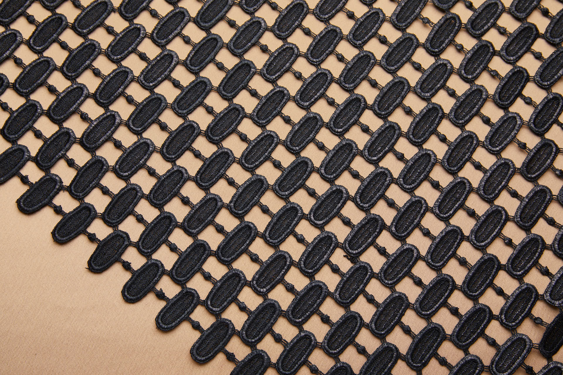Lozenge Links Foiled Guipure in Black fabric, image 6 of 9