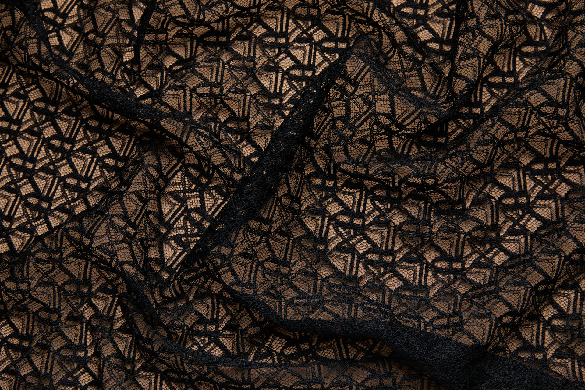 Small Geometric Pattern Lace in Black fabric, image 6 of 8